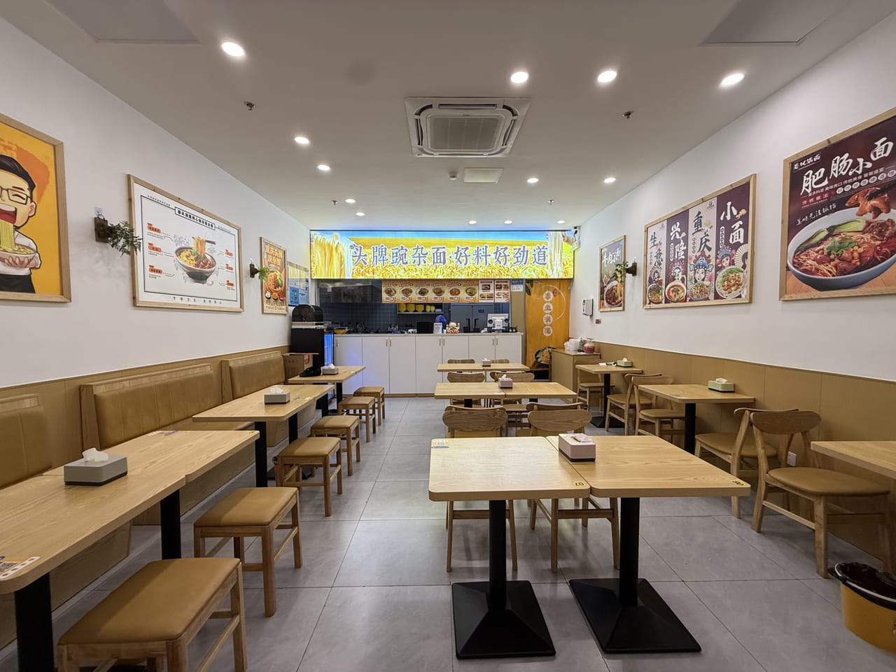 平城路旺铺转让！靠近地铁口50米，商圈成熟位置优越，人流大-3