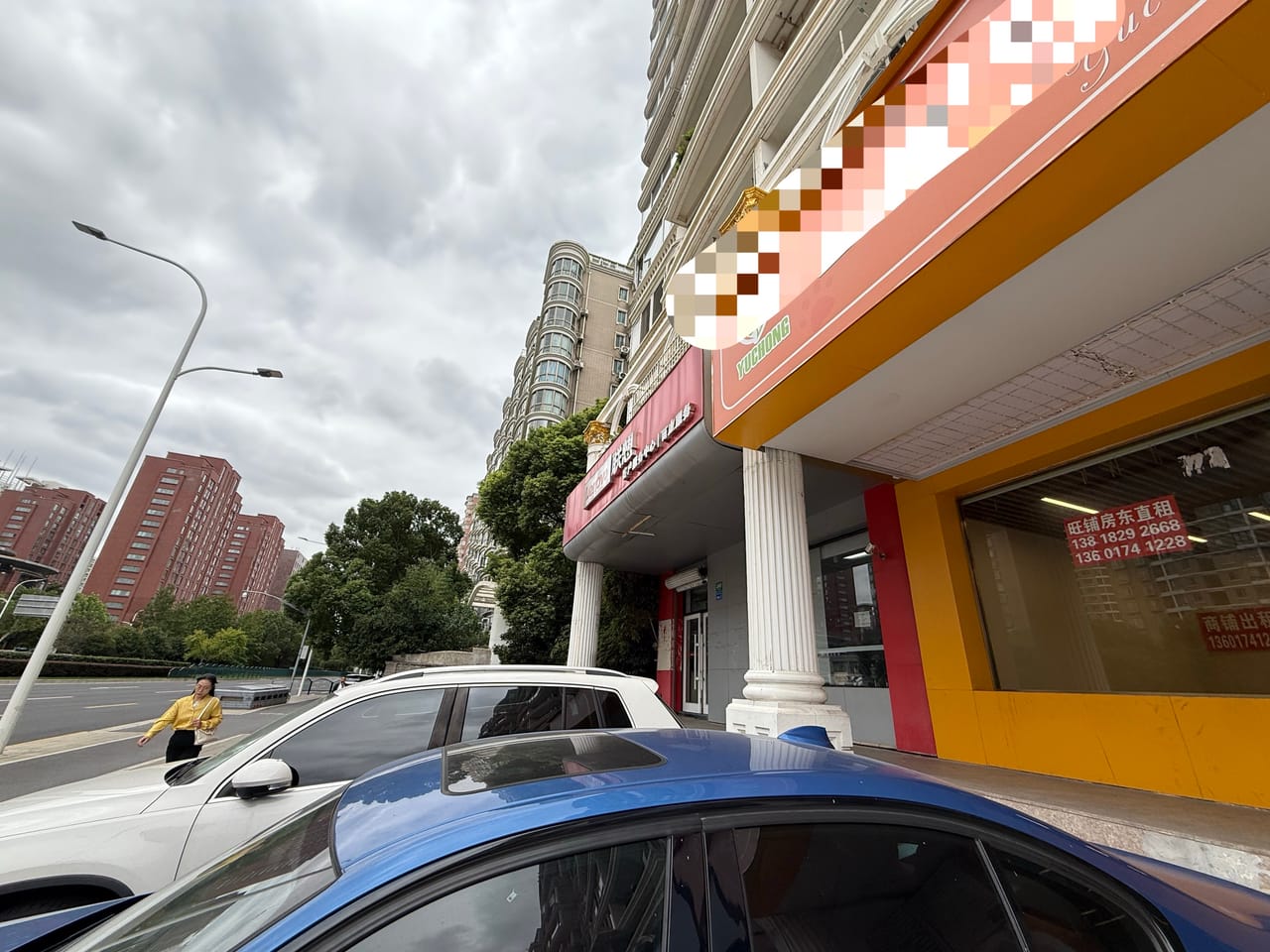 浦东张杨路旺铺出租！一手房源拎包入住适合美容美业轻餐人流大-2