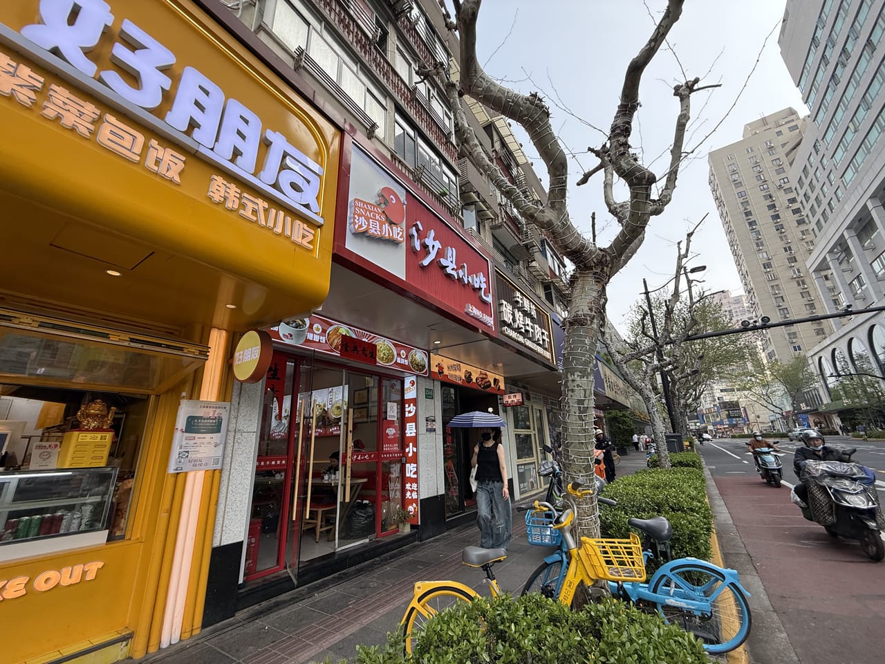 长宁定西路地铁口餐饮旺铺转让!商住一体化，人气旺消费稳定-10