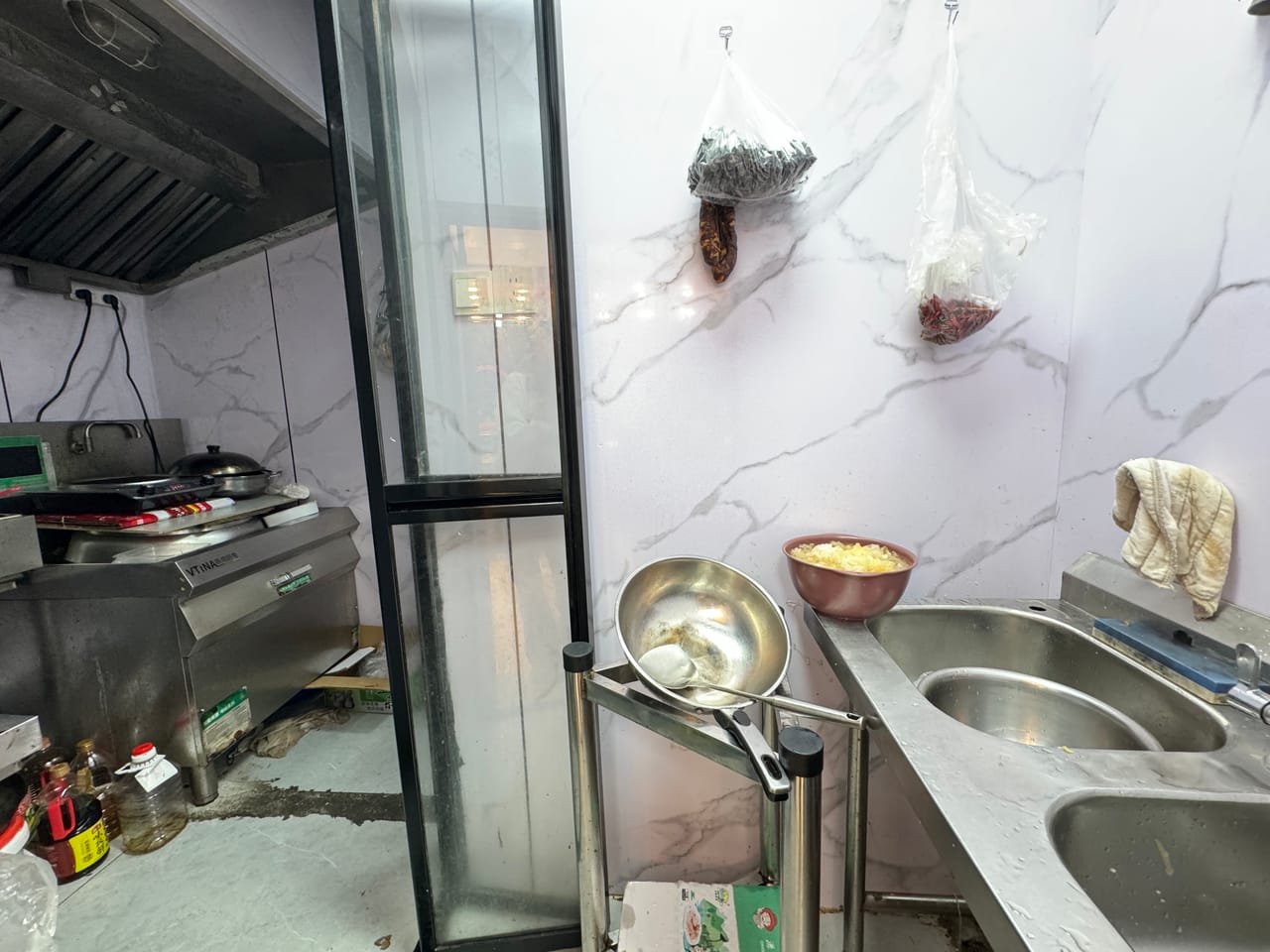 展凌菜市场旺铺转让！可明火，无行业限制，多小区分布位置佳-5