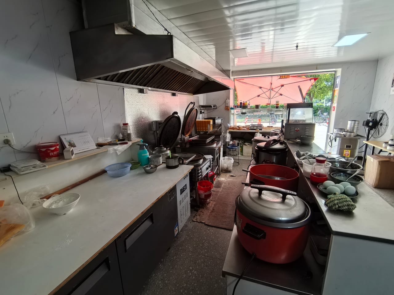 南祝路旺铺转让！两边都是小区学校！人流量密集位置优越-3