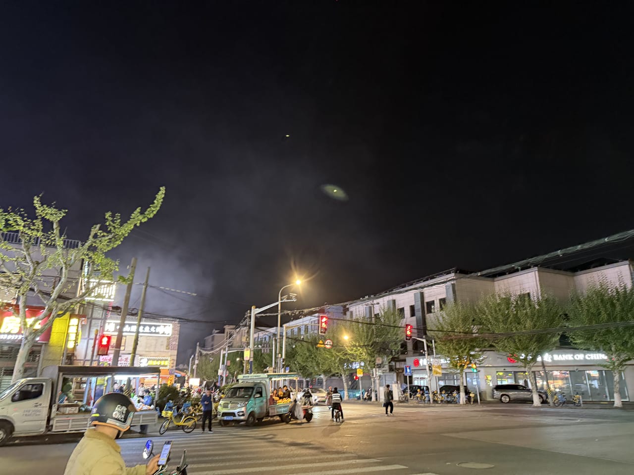 闵行区东兰路餐饮店转让！有天然气可外摆广场美食一条街人气旺-10