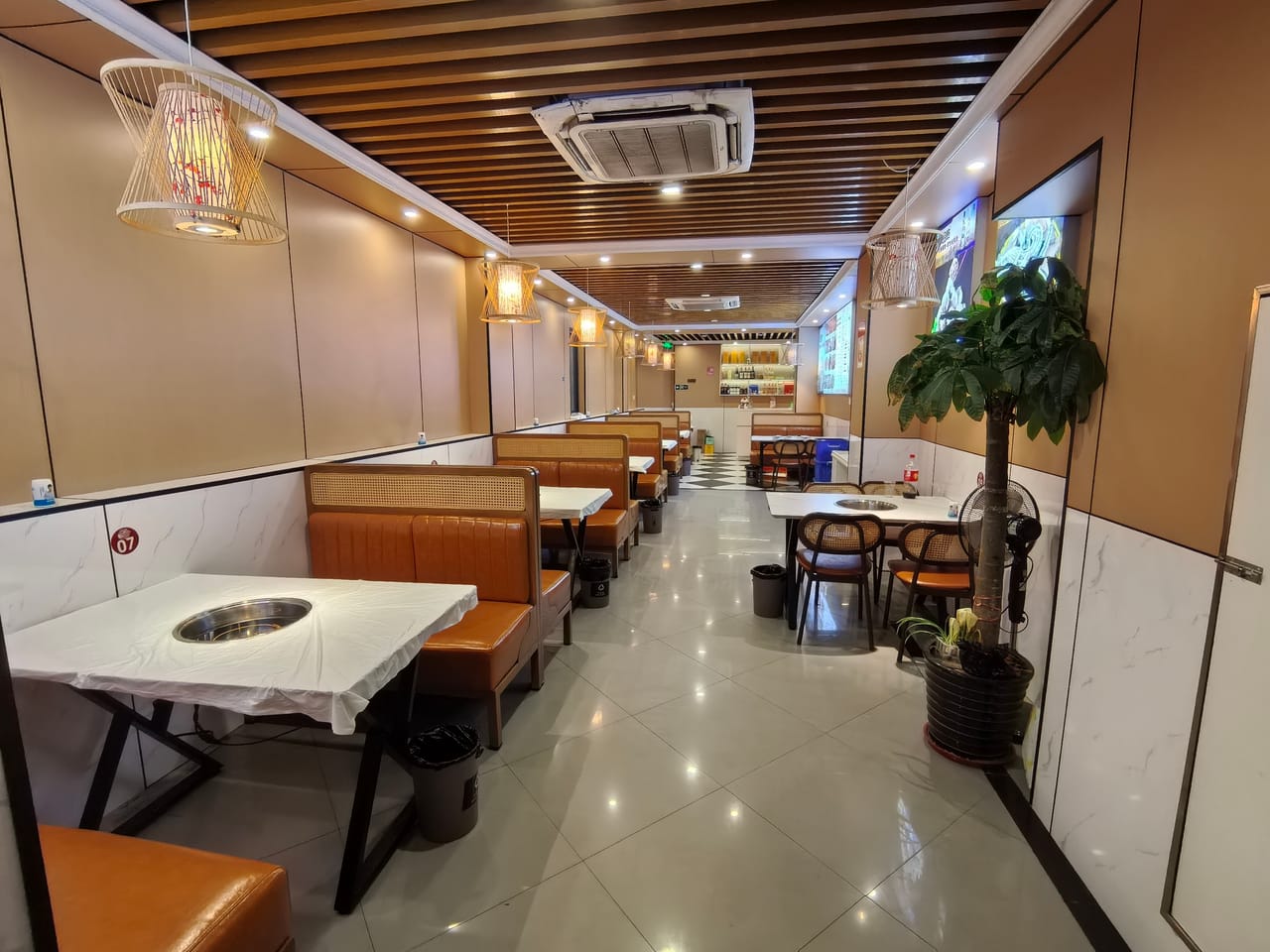 宝山友谊路沿街180平餐饮店转让！可明火可停车 商住一体化-4