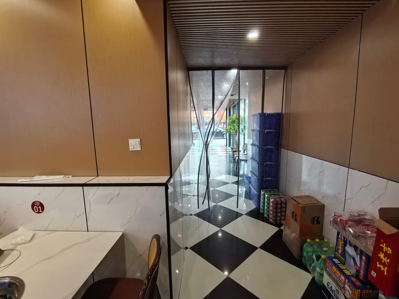 宝山友谊路沿街180平餐饮店转让！可明火可停车 商住一体化-6