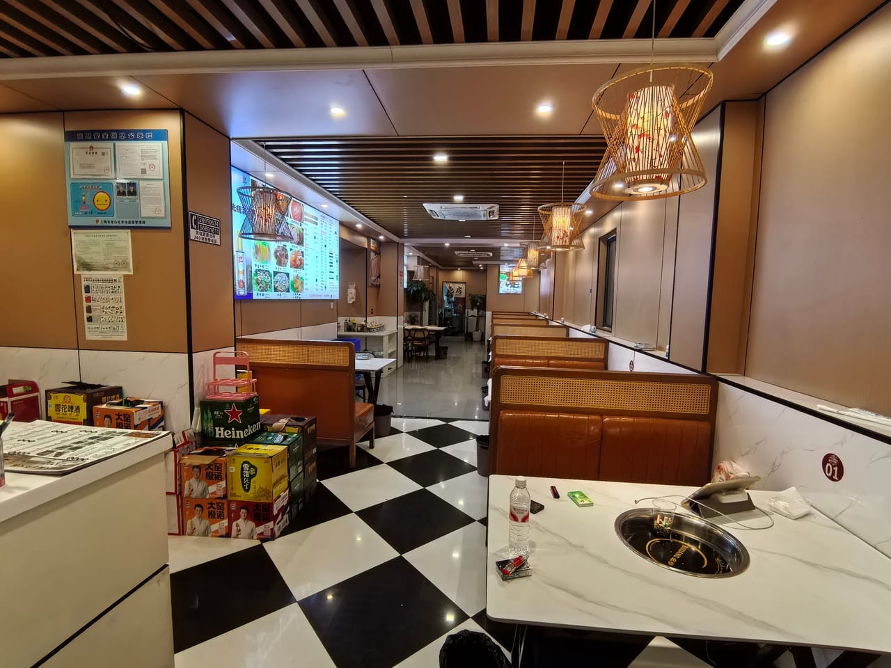 宝山友谊路沿街180平餐饮店转让！可明火可停车 商住一体化-2