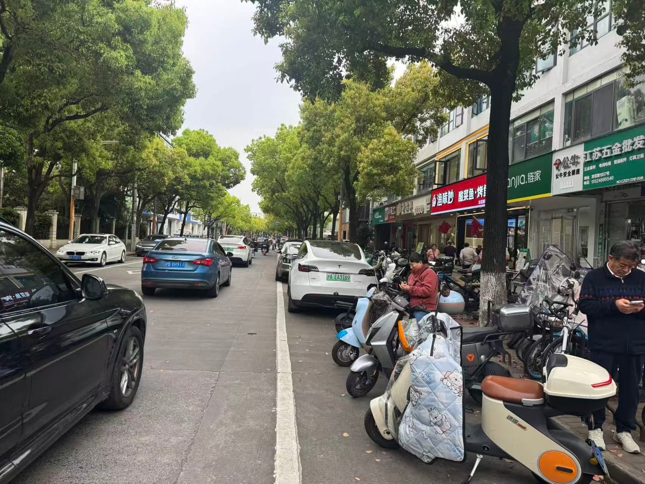 闵行龙茗路旺铺出租！精装修拎包入住 可餐饮带阁楼-3