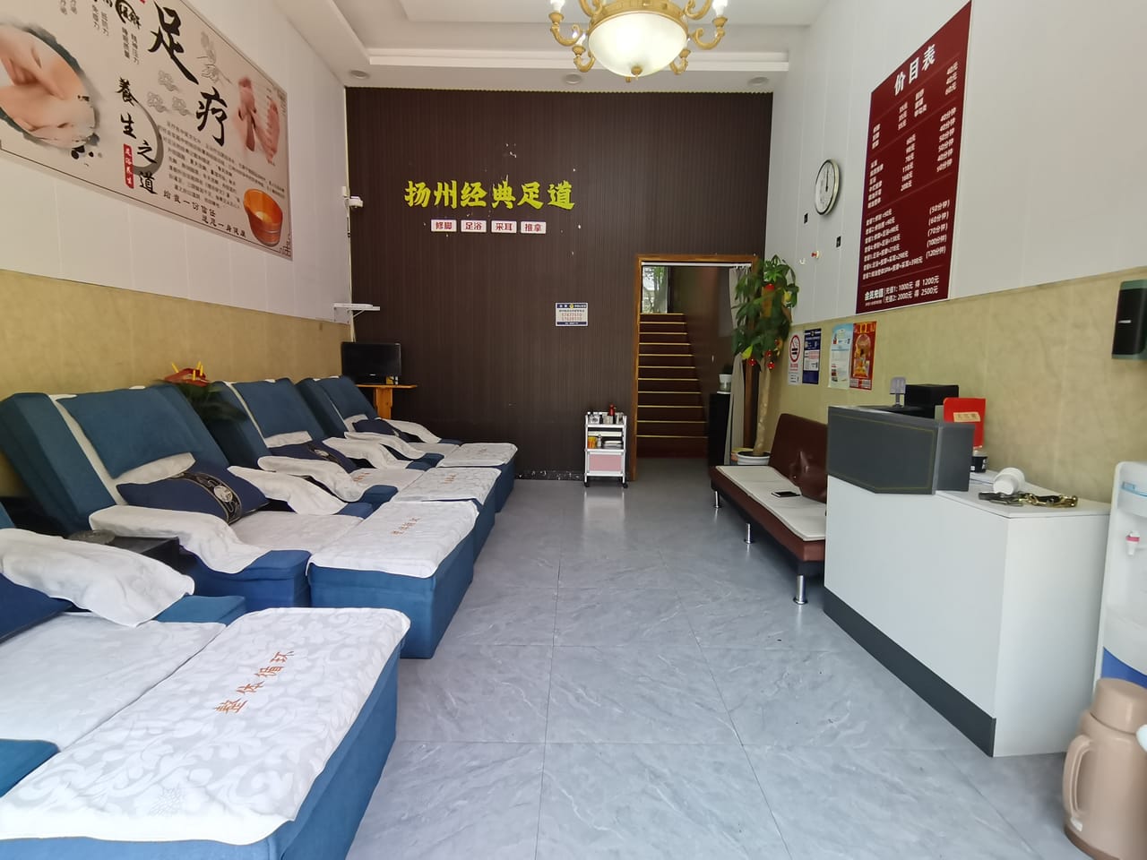 松江区泗泾镇古楼公路近地铁旺铺转让！上下两层加一大间可停车-2