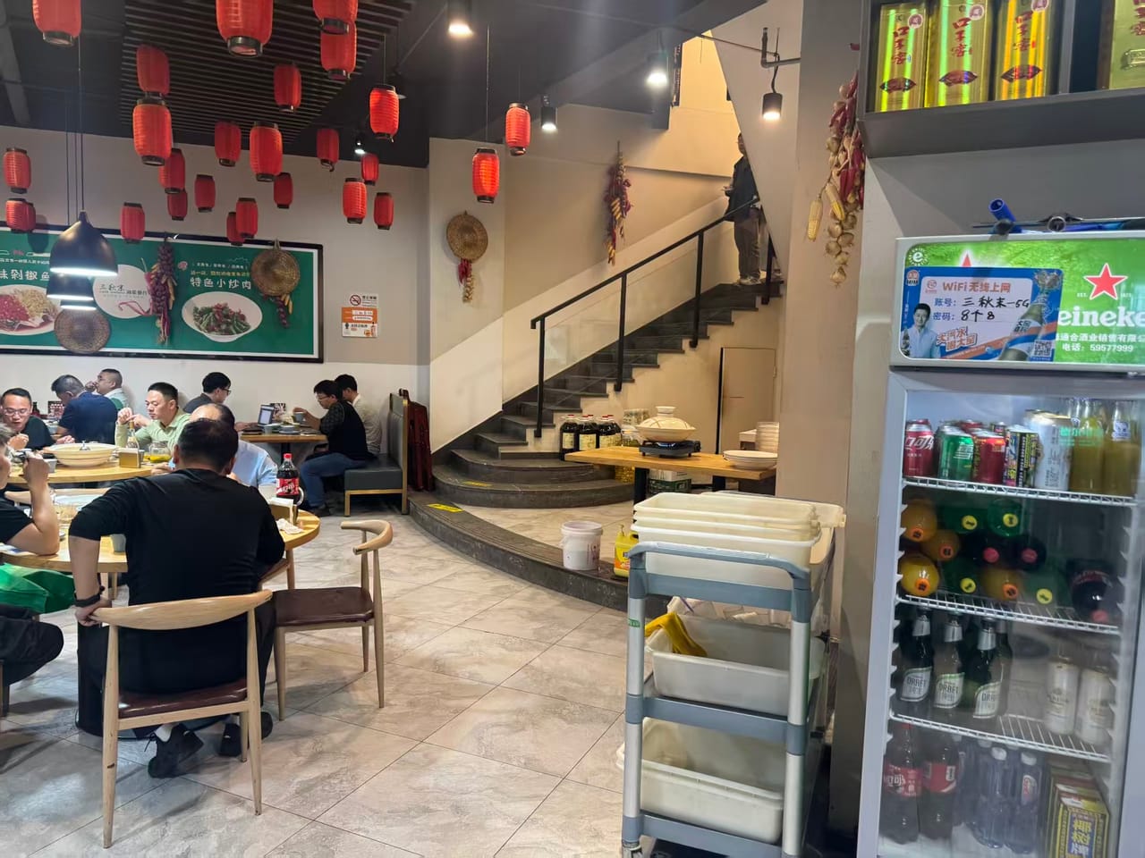 塔山路旺铺转让！三个门头，4个包间，有天然气，小区园区一体-3