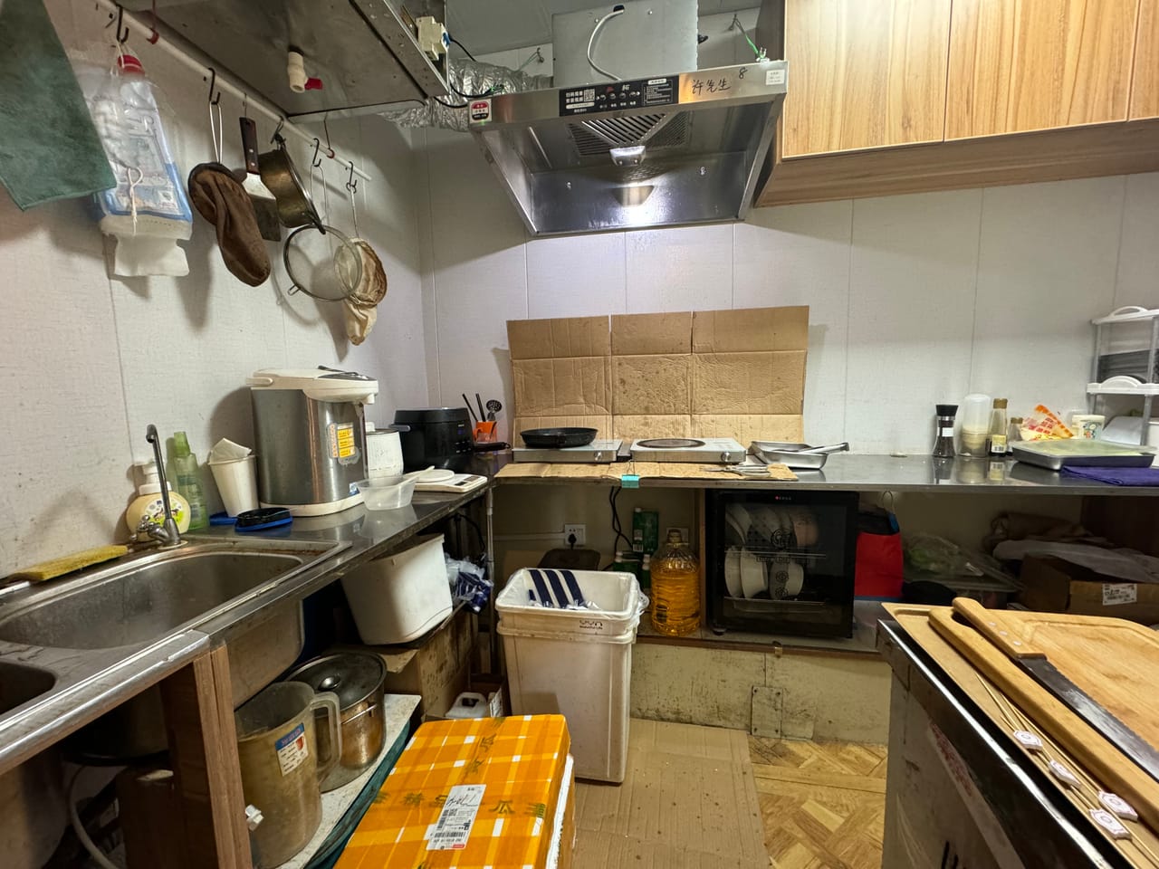徐汇嘉善路旺铺转让可外摆!线上涵盖外滩商圈 商住一体化
