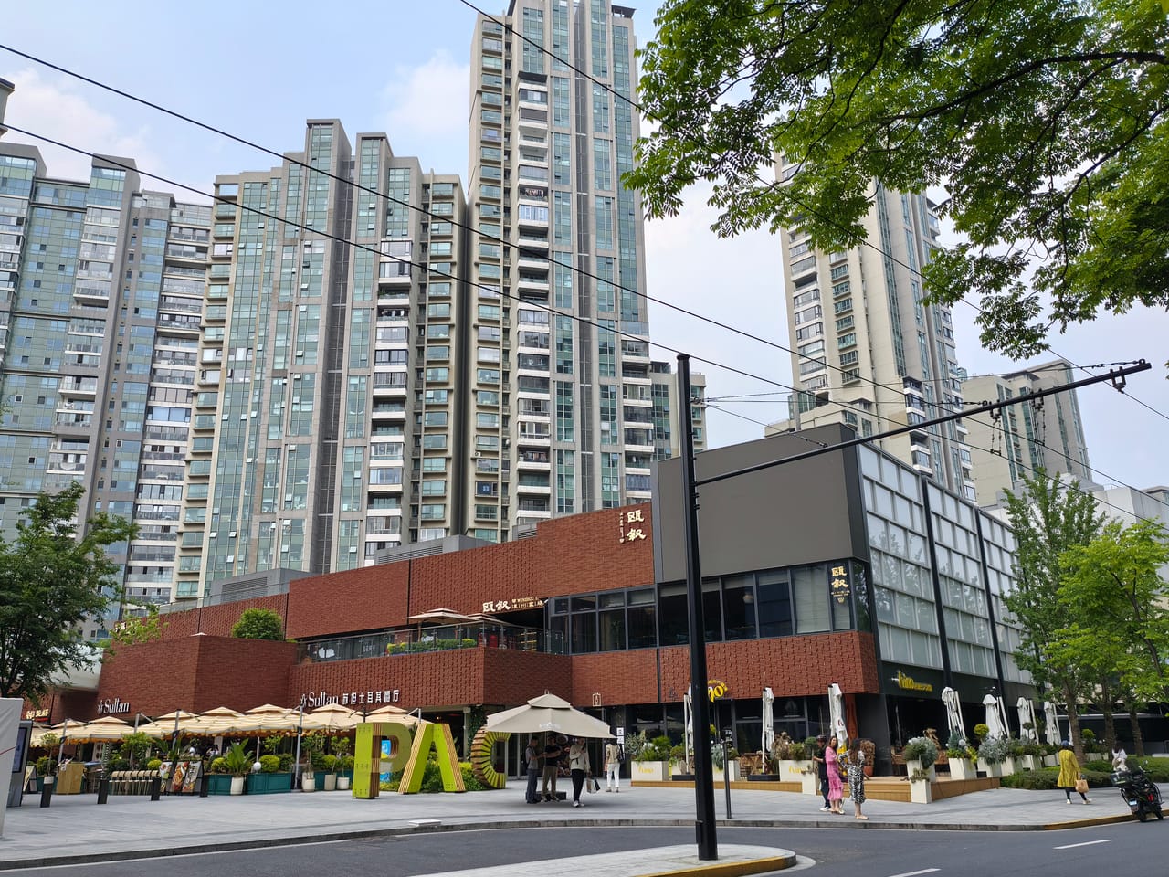 静安武定路商务小区一体，近地铁医院餐饮店转让！有4个小包间-9