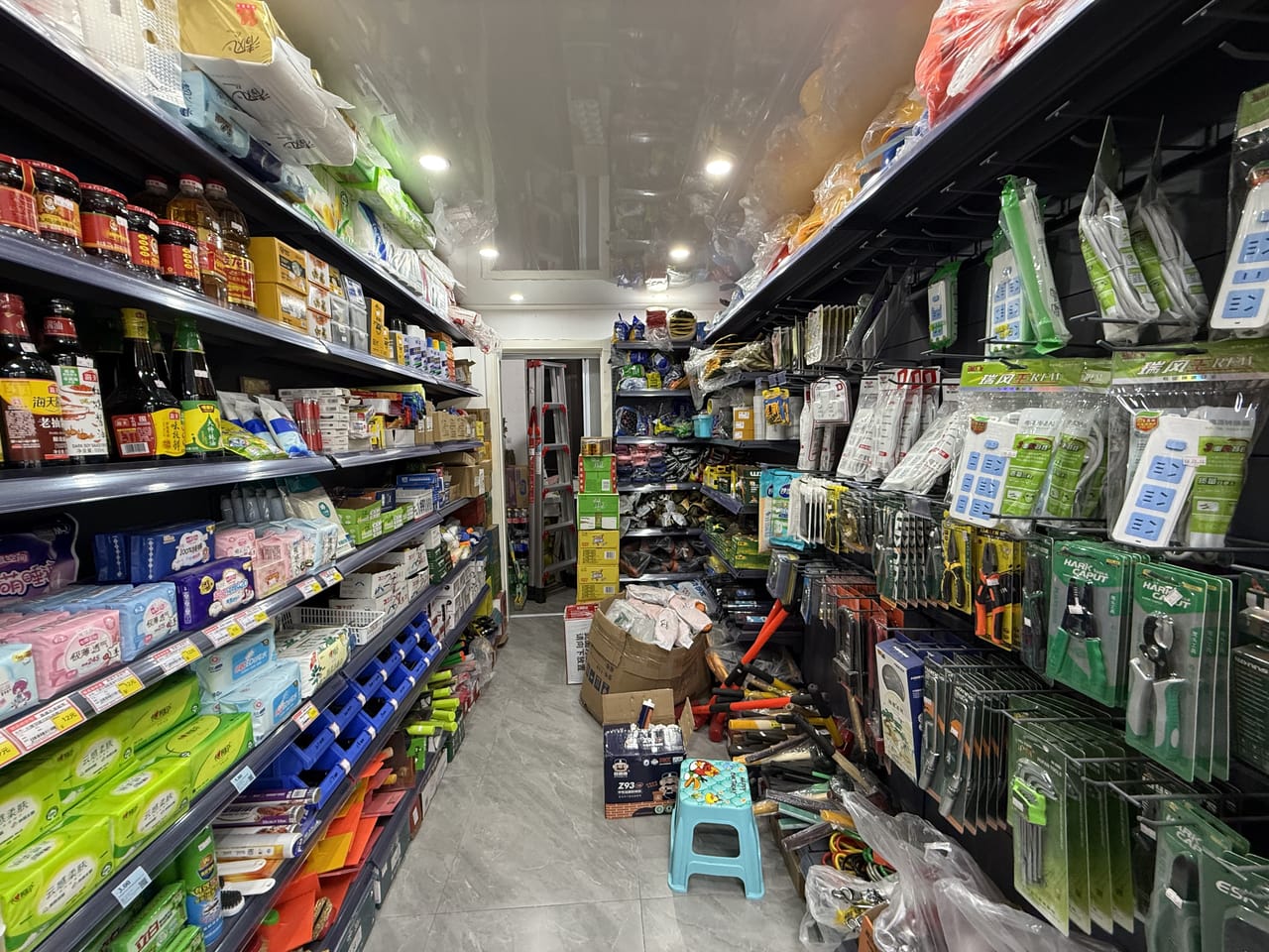 宝山区庙行镇近地铁五金超市转让！带阁楼洗手间近工地厂区公寓-3