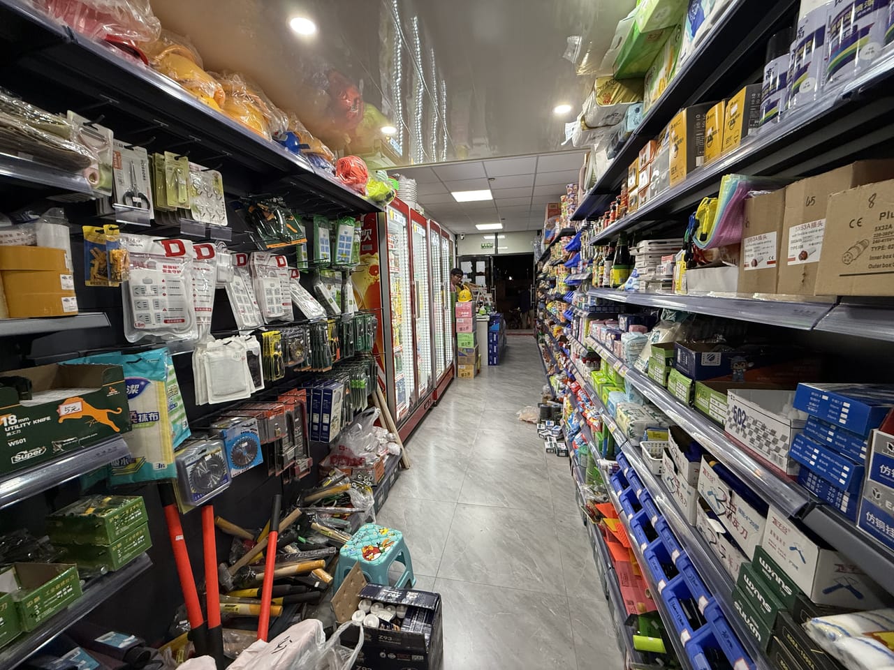 宝山区庙行镇近地铁五金超市转让！带阁楼洗手间近工地厂区公寓-5