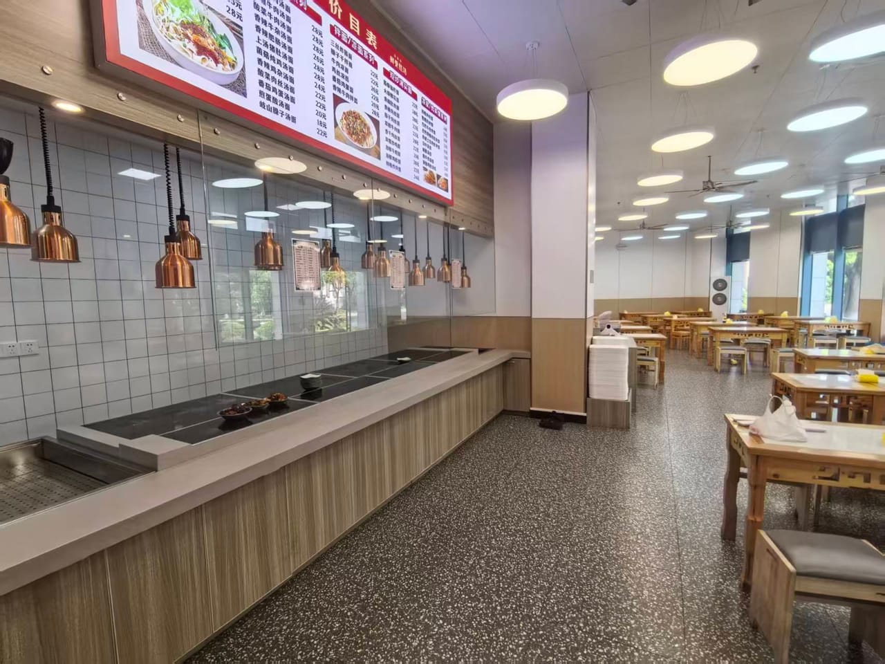 哈雷路旺铺转让！门头宽招牌显眼，上班族客流量大，位置优越-10