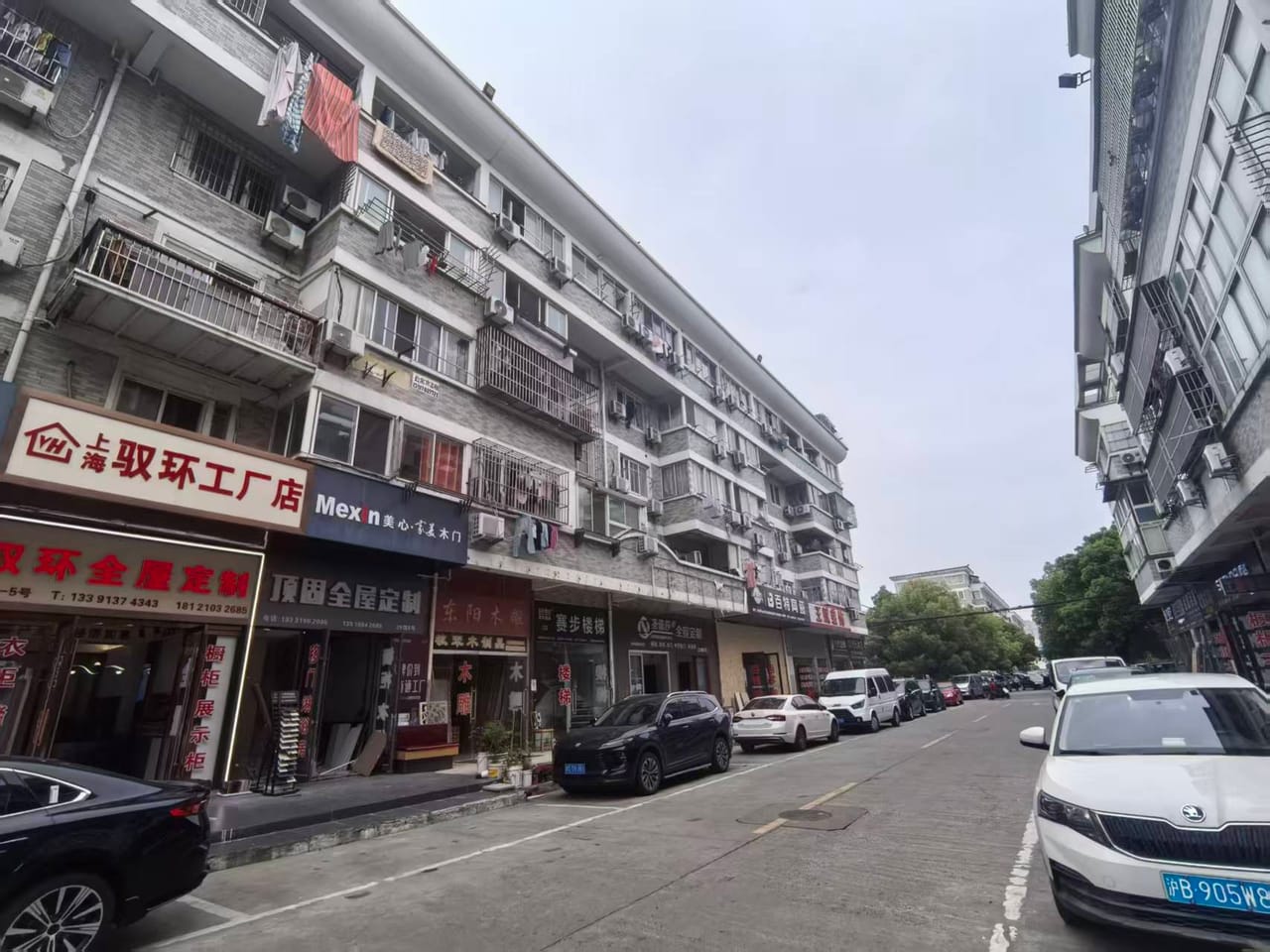 银都路旺铺转让 多小区商务分布，5000/月 带天然气-6