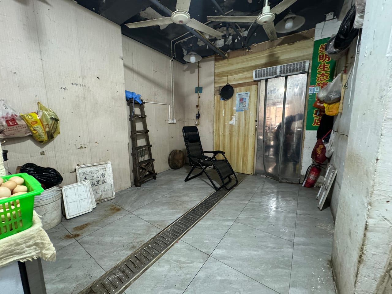 杨浦眉州路月租4千旺铺分租！近地铁商务小区学校密集人流量大-4