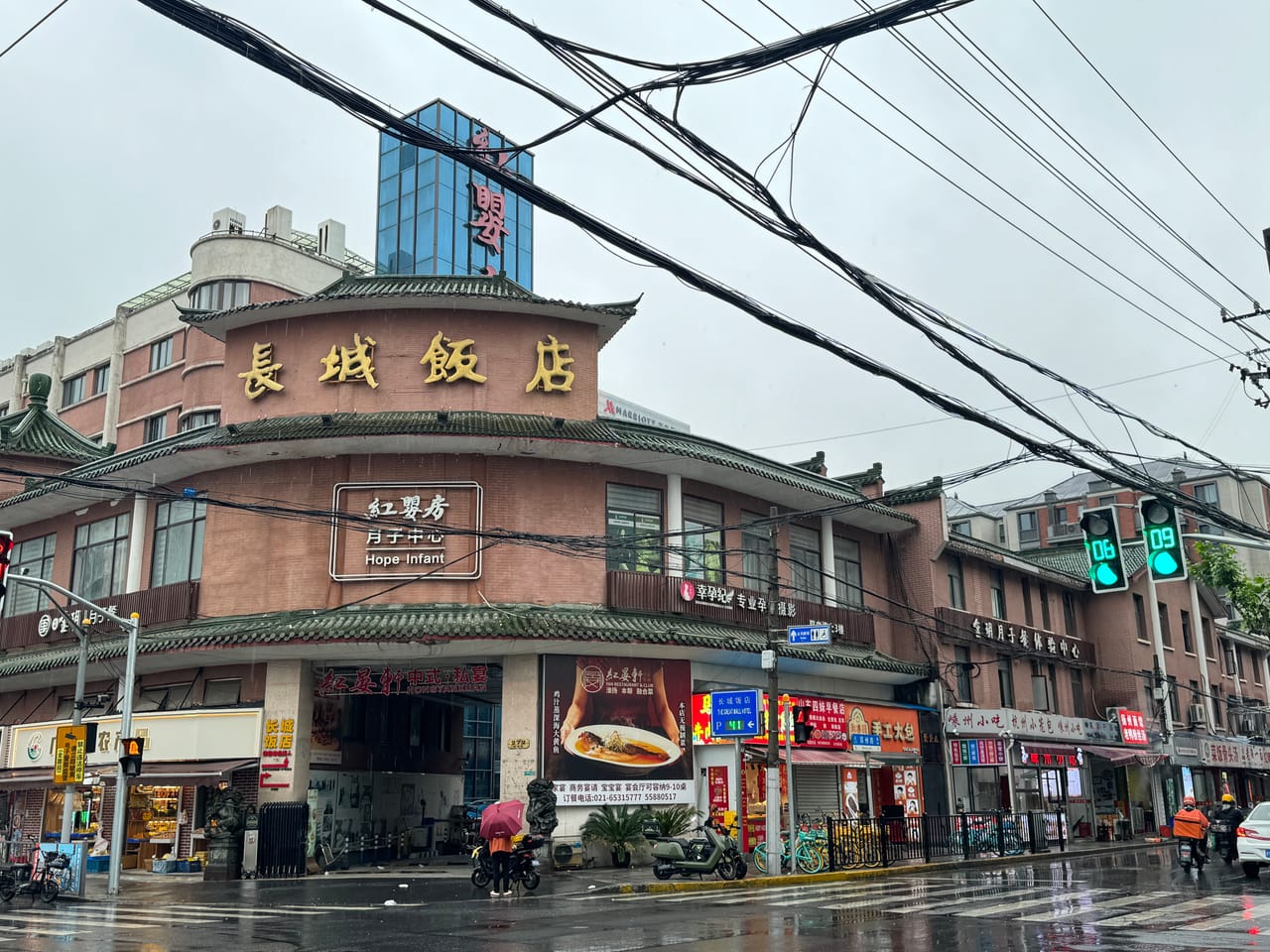 杨浦眉州路月租4千旺铺分租！近地铁商务小区学校密集人流量大-10