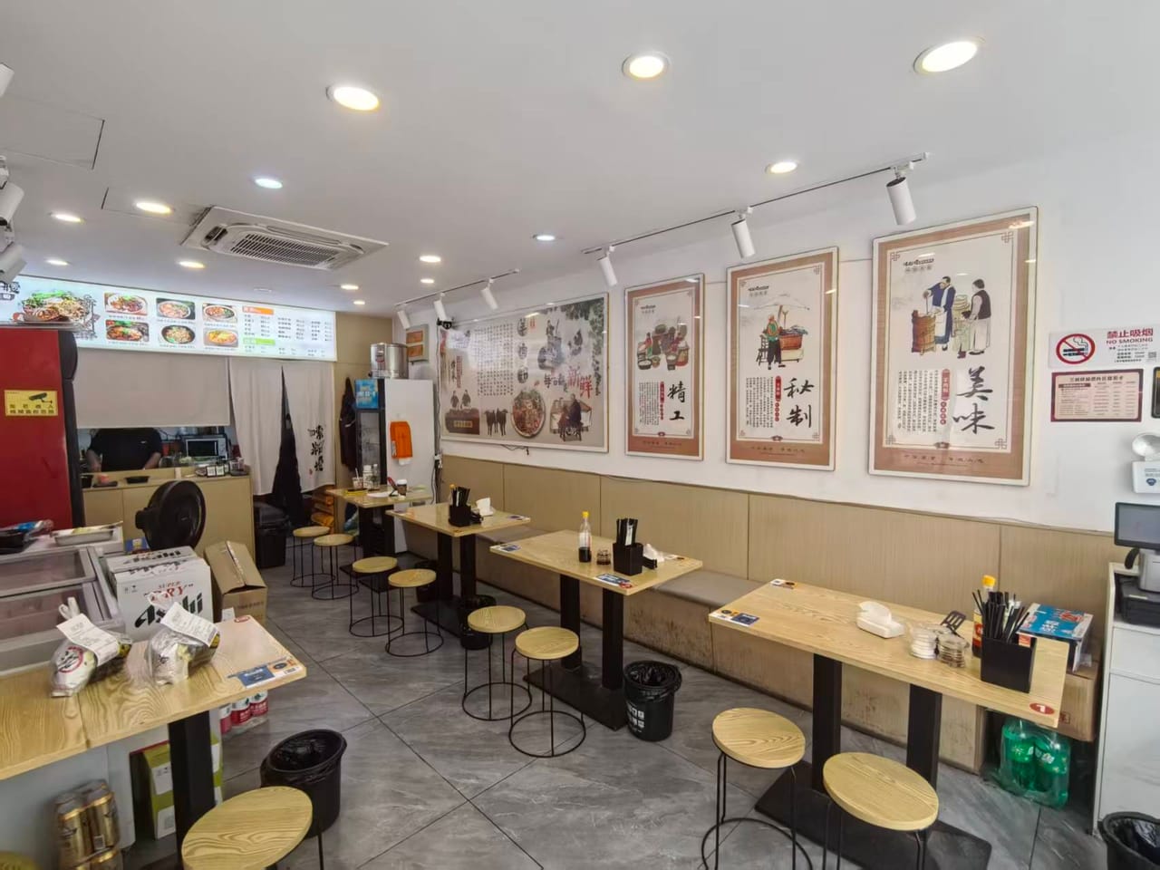 浦东海阳路近地铁50平餐饮店转让！小区公寓密集消费稳定-4
