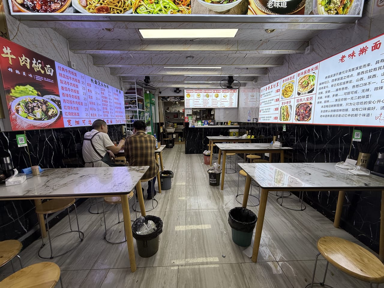 浦东张江餐饮店转让！两层带阁楼可住 附近学校小区公寓密集-2