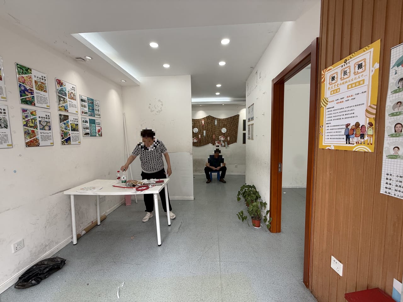 浦东商城路旺铺出租!赠送小阳台，可单租可整租 学校公寓密集-2