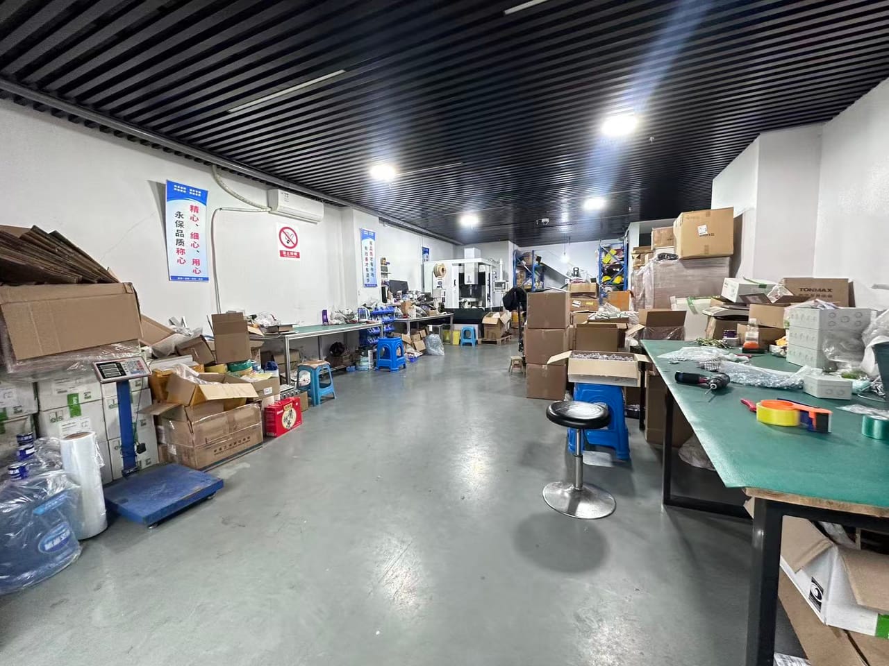 宝山真陈路广场对面直租！不限业态 工业园区配套人流量大-5