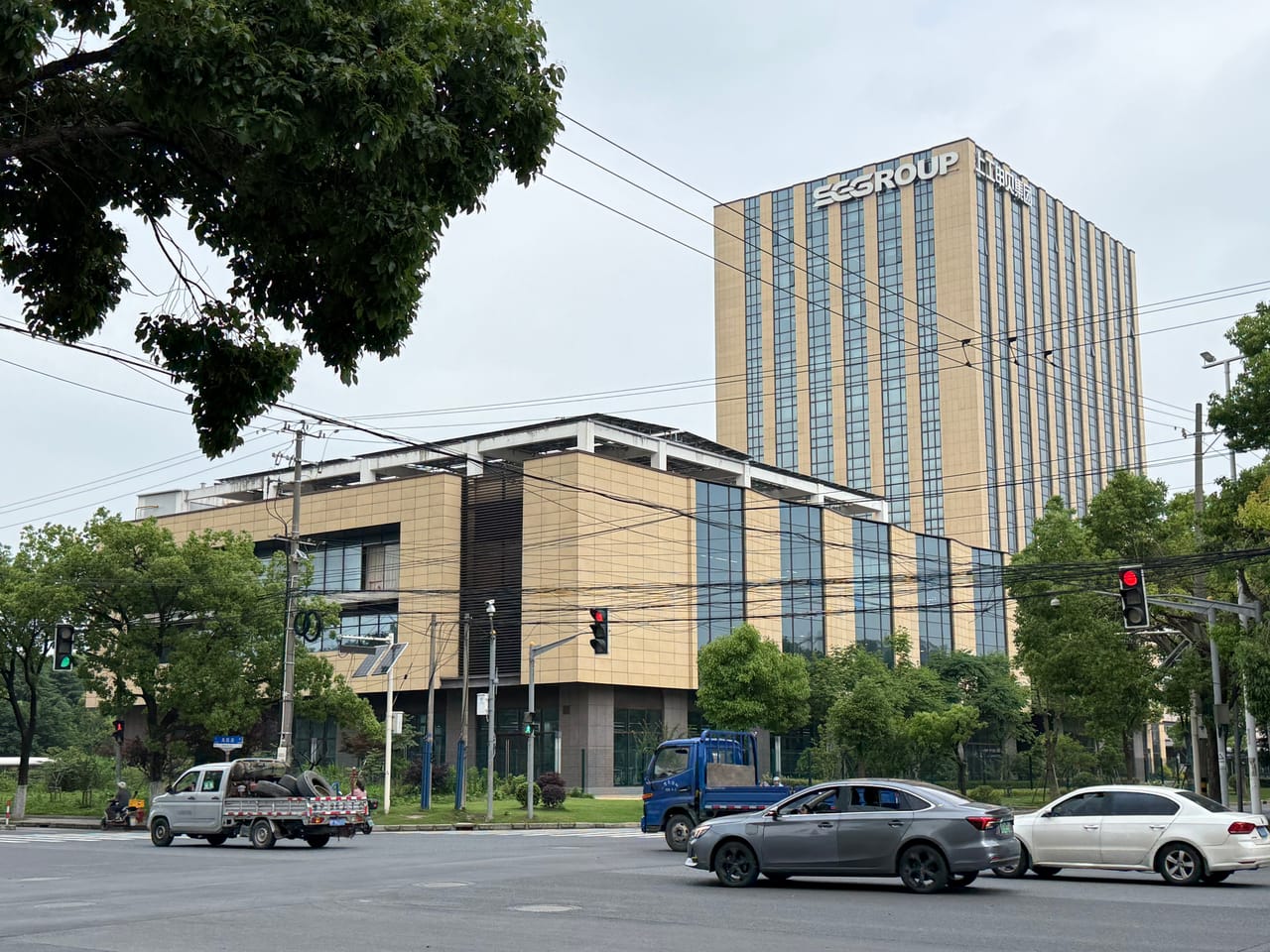 宝山真陈路广场对面直租！不限业态 工业园区配套人流量大-10