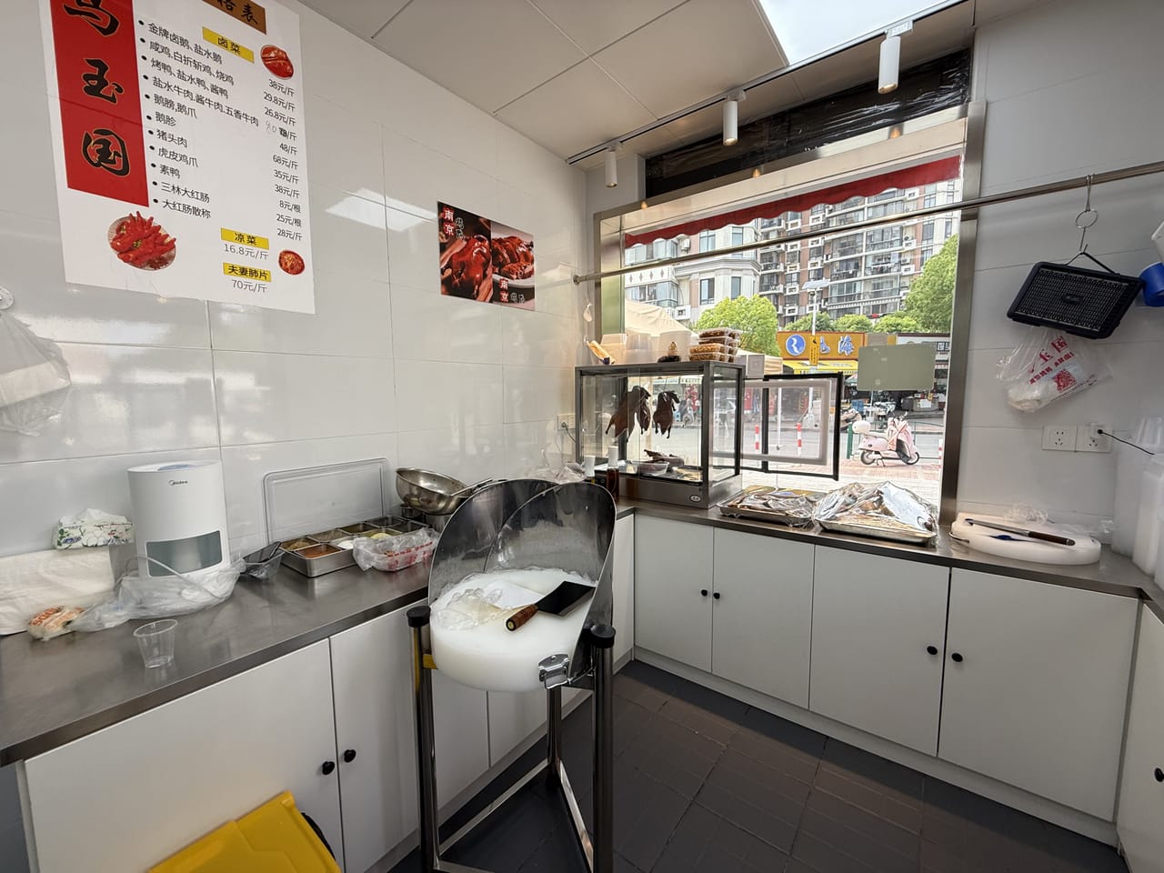秀沈路旺铺转让！十字路口拐角处，旁边菜市场，多小区分布-7