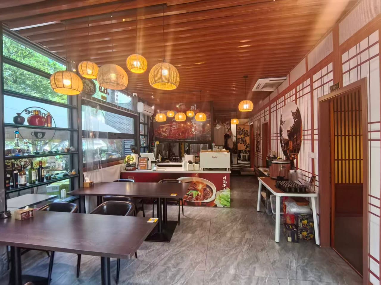 新龙路旺铺转让，双开门可外摆！装修新无需二次投入客源无忧！-2