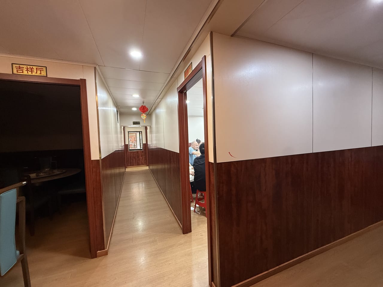 宝山杨行镇双开可外摆餐饮夜宵店转让！小区公寓密集消费稳定-7