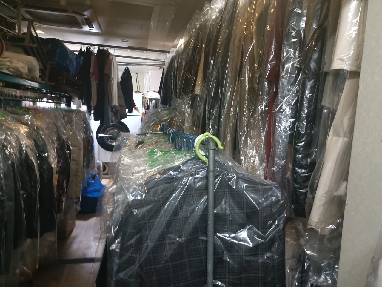 杨浦区十年老店辽源西路干洗店整转！对面广场商住结合 人流大-9