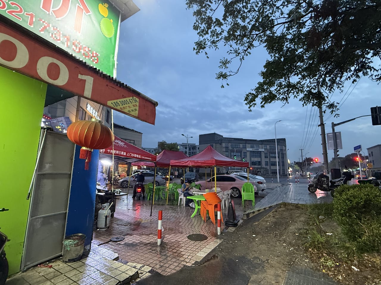 泥城路旺铺出租！不限业态，可外摆，周边多小区分布位置佳-6