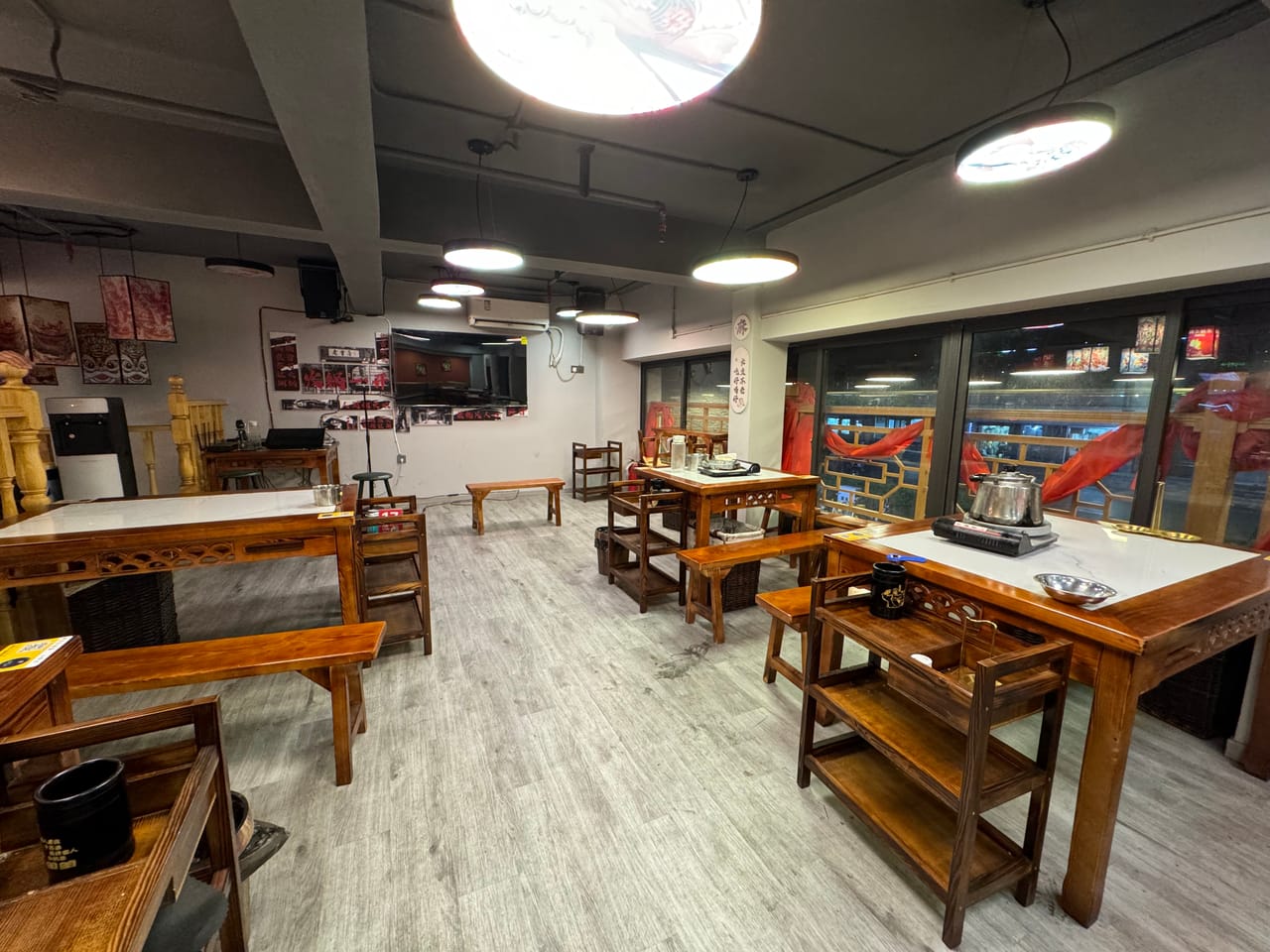 门宽十多米 宝山淞兴路热闹商圈餐饮火锅店转让！商住一体化-5