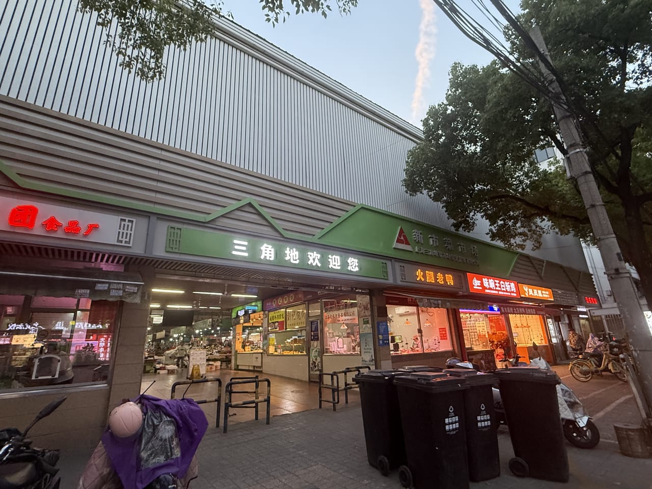 新市北路旺铺转让！菜市场门口位置！商圈成熟人流量大位置佳-2