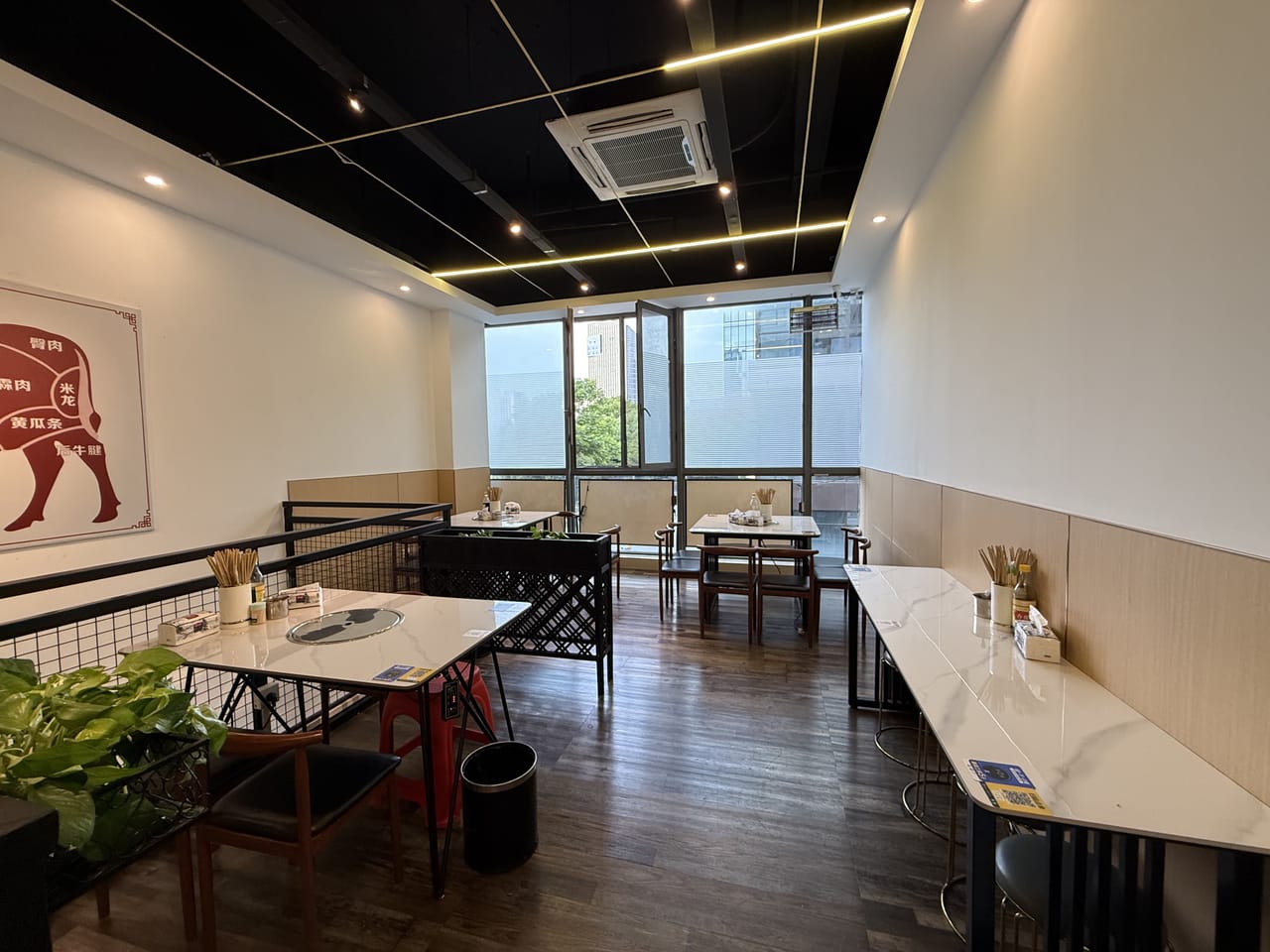 闵行秀文路沿街餐饮店转让！有天然气 商住一体化拎包入住-9