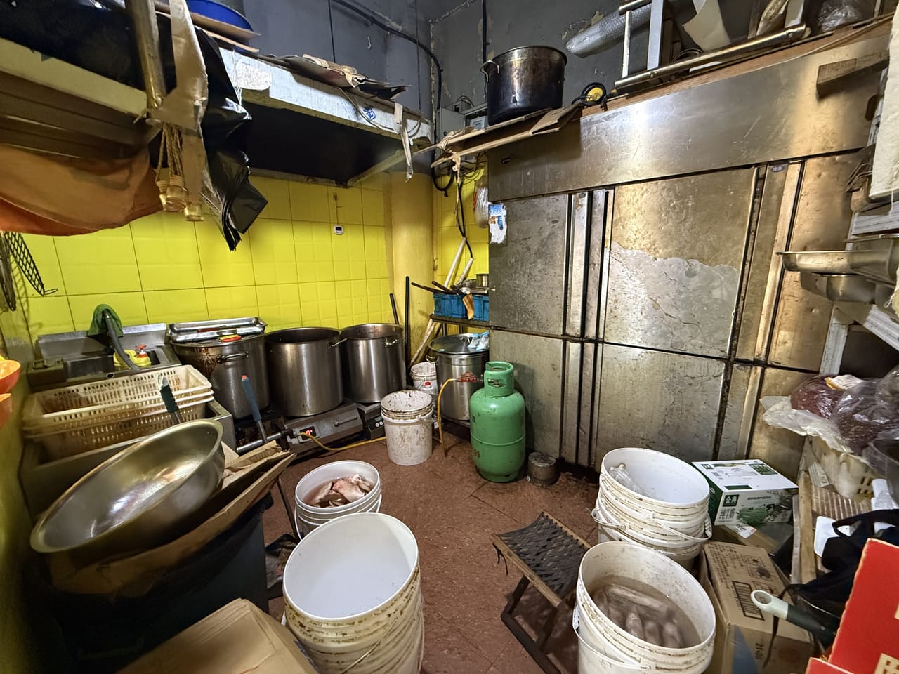浦东东门大街餐饮卤味店转让！步行街配套医院客源无忧-4