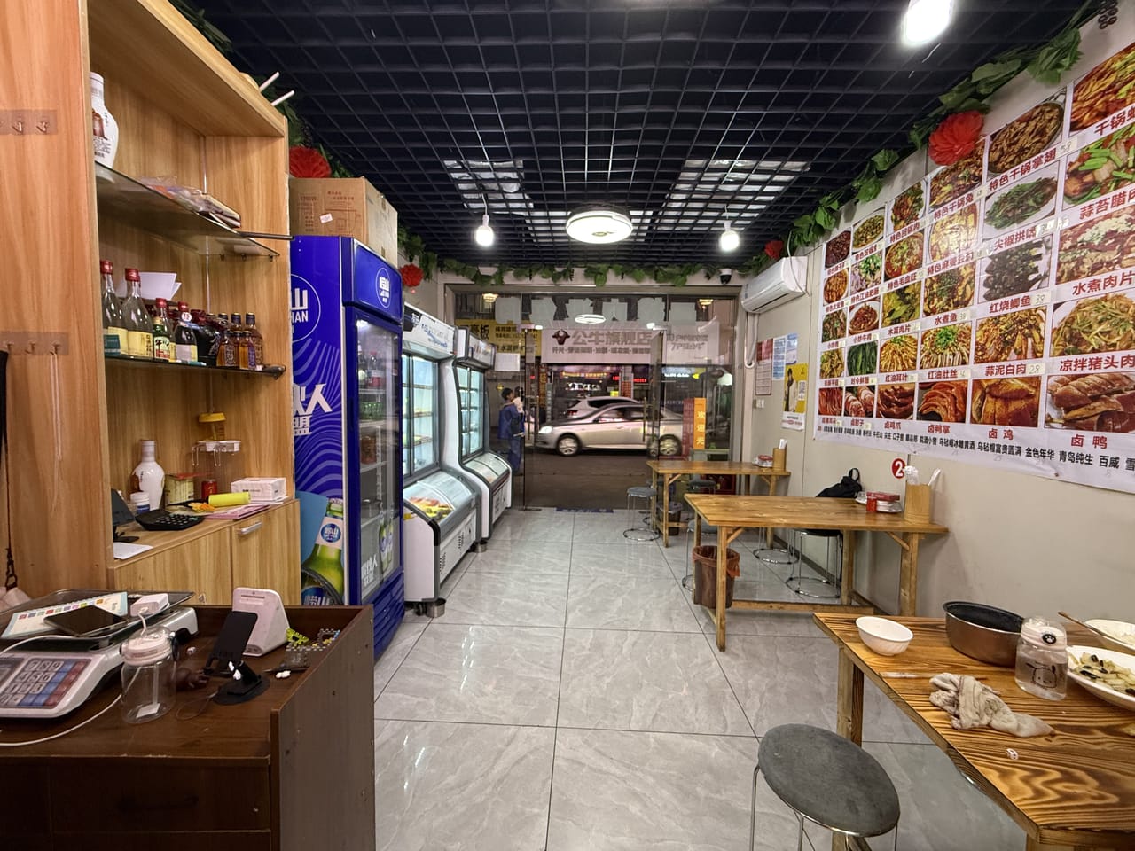 奉城镇箱包城旺铺转让！租金3333/月，居民+商务 人流大-2