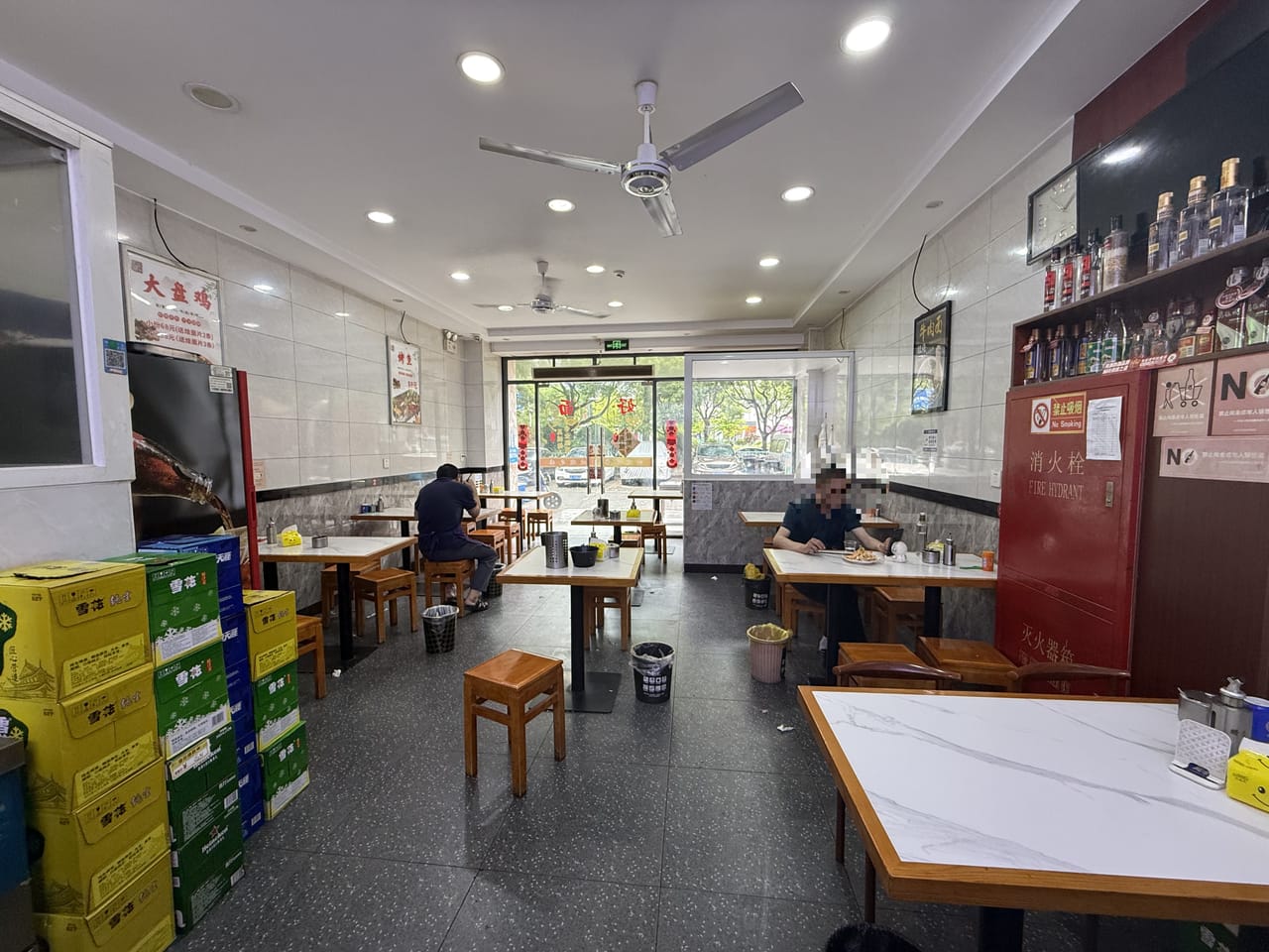 个人急转！浦东三林热闹商圈餐饮店！带燃气可外摆小区居民密集-2