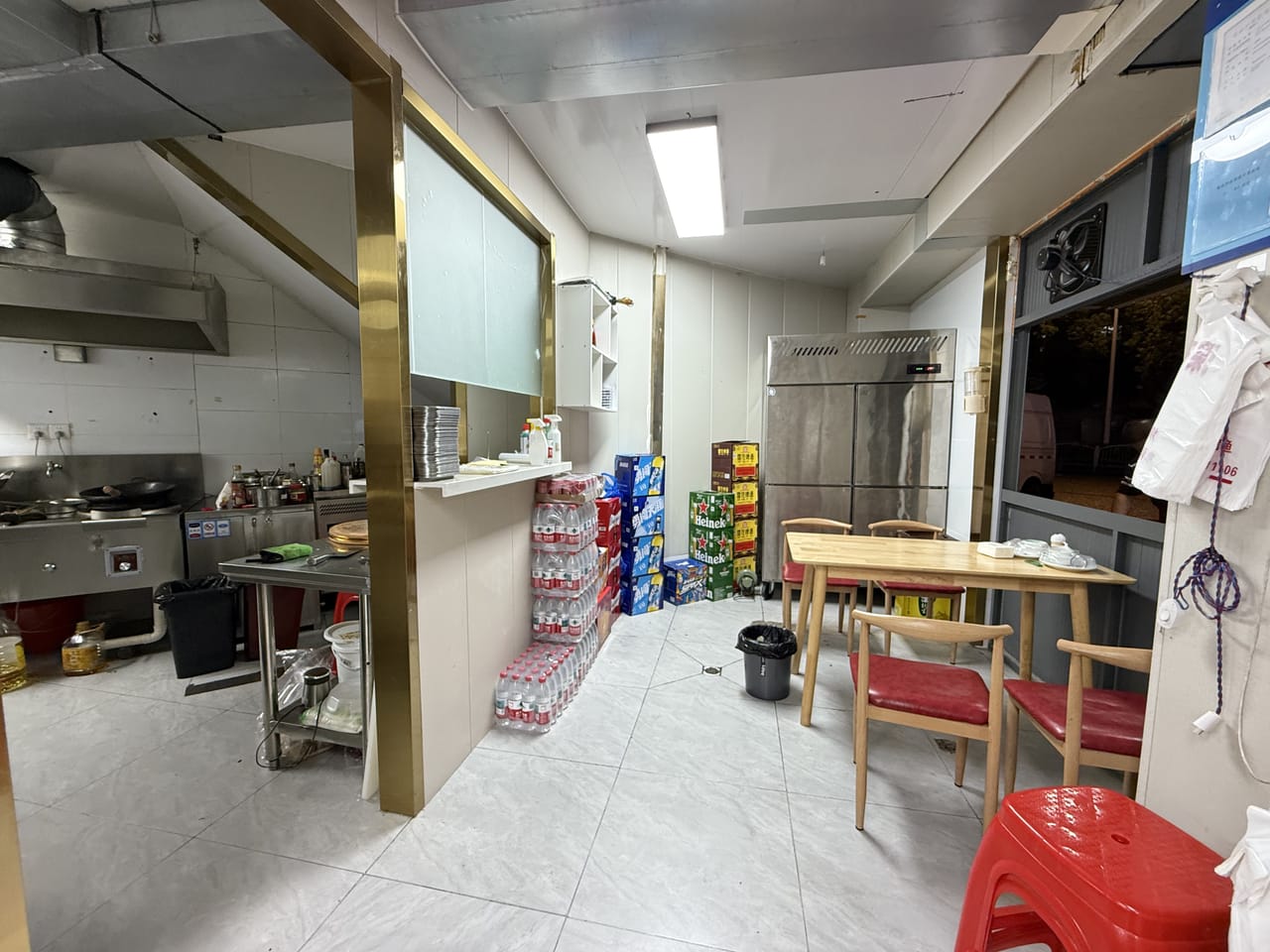 草高支路旺铺转让！门头宽可外摆，夜宵一条街，客流量大-8