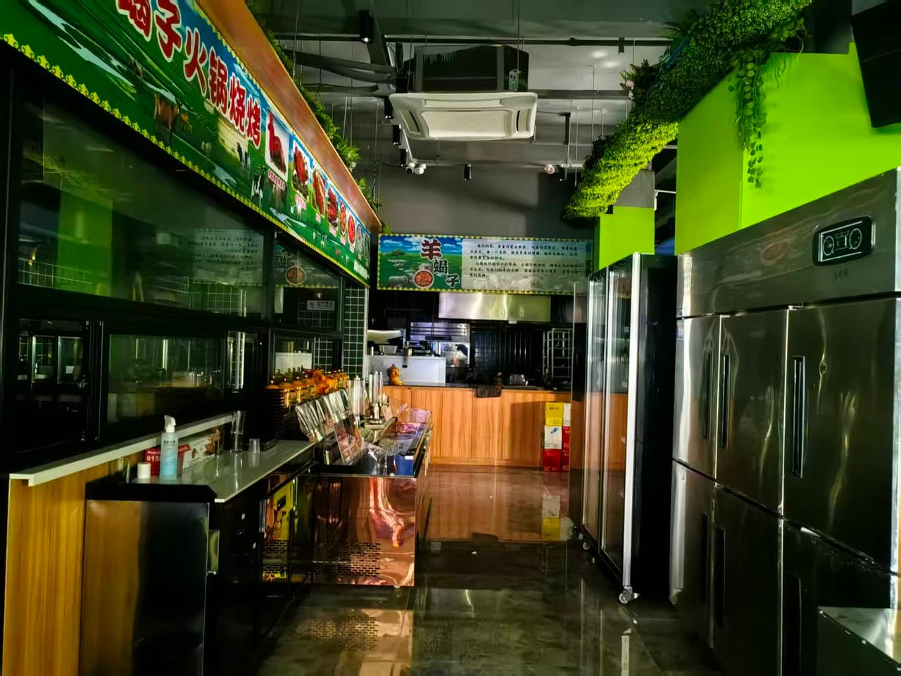 闵行光华路门宽十多米餐饮店！精装修整体转让 小区公寓密集-6