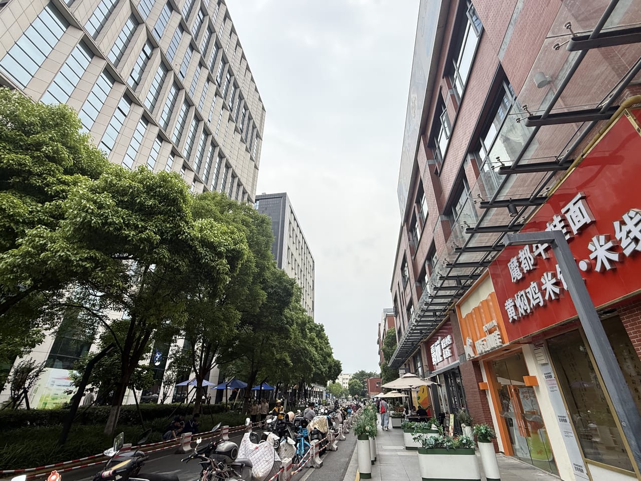 宝山区淞塘路商务楼沿街餐饮店转让！有燃气可重餐饮 人流量大-10
