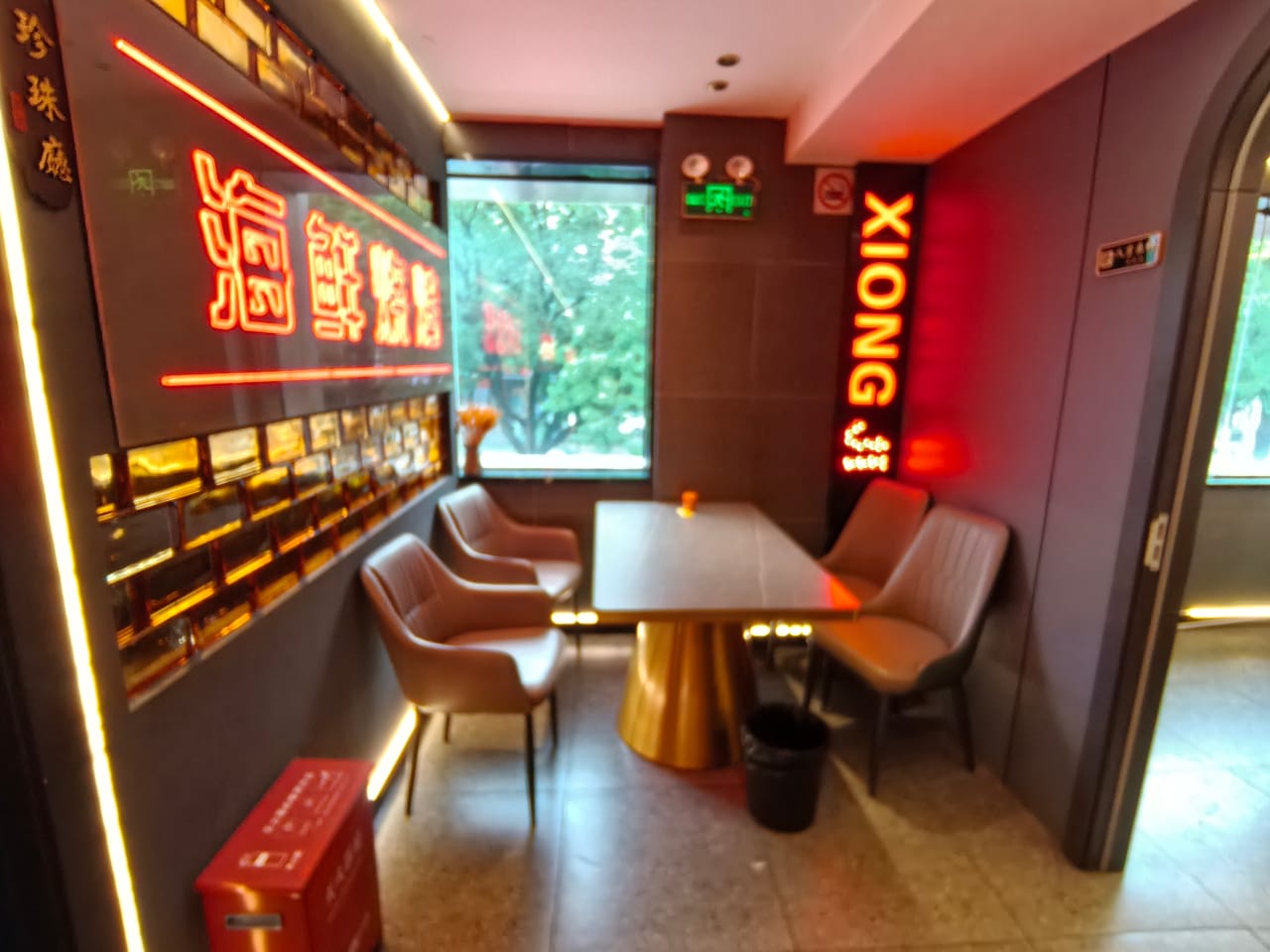 盈港东路旺铺转让！门头宽，带独立包间，不限业态，人流量大-6
