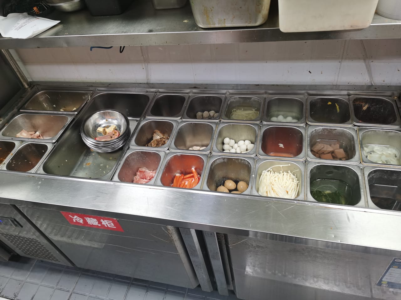 松江区岳阳荣乐中路纯一楼双开餐饮店转让！带品牌接手可做-10