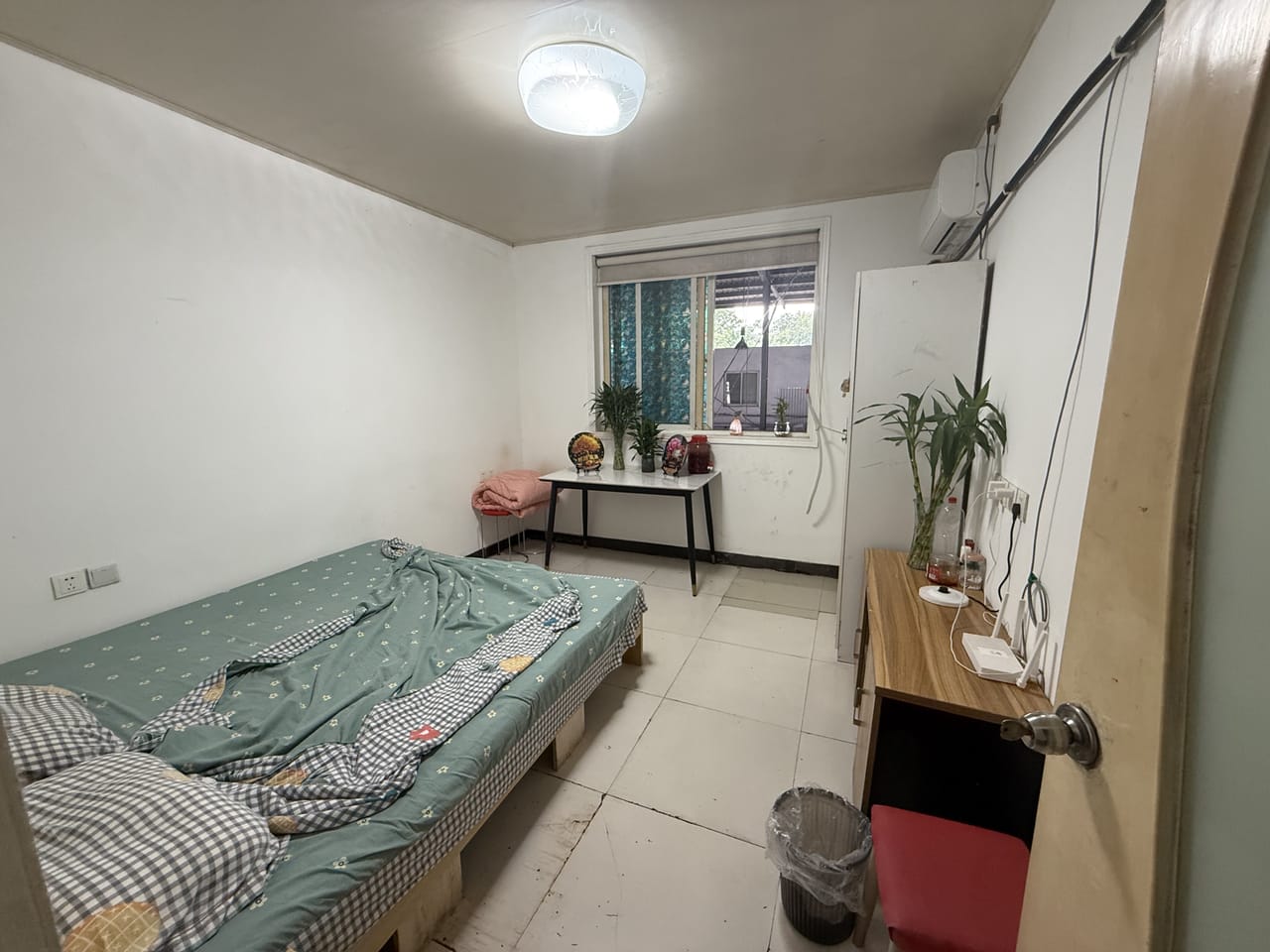 闵行七宝镇航中路菜市场熟食店转让！带阳台可住成熟商圈人流大-9