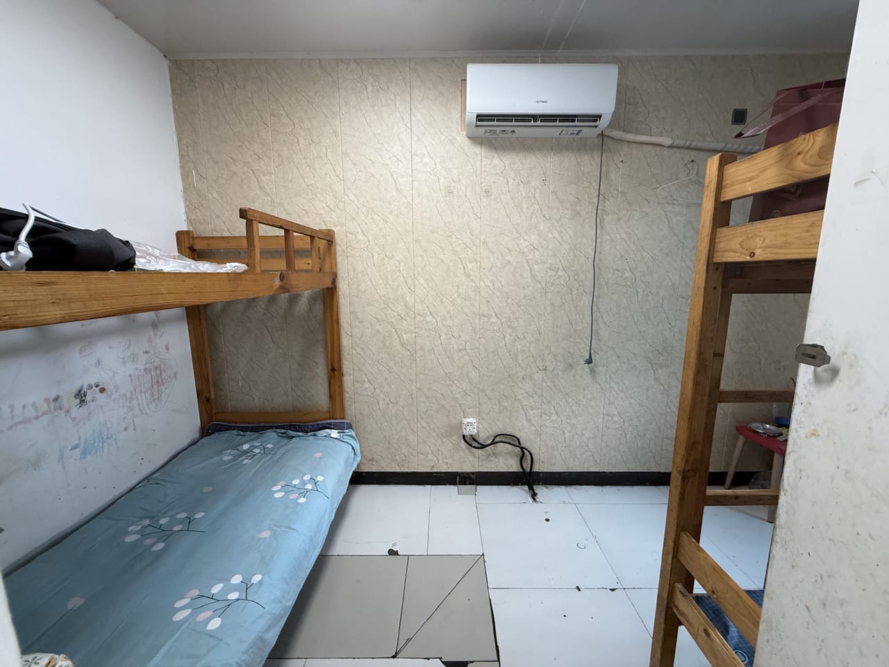 闵行七宝镇航中路菜市场熟食店转让！带阳台可住成熟商圈人流大-6
