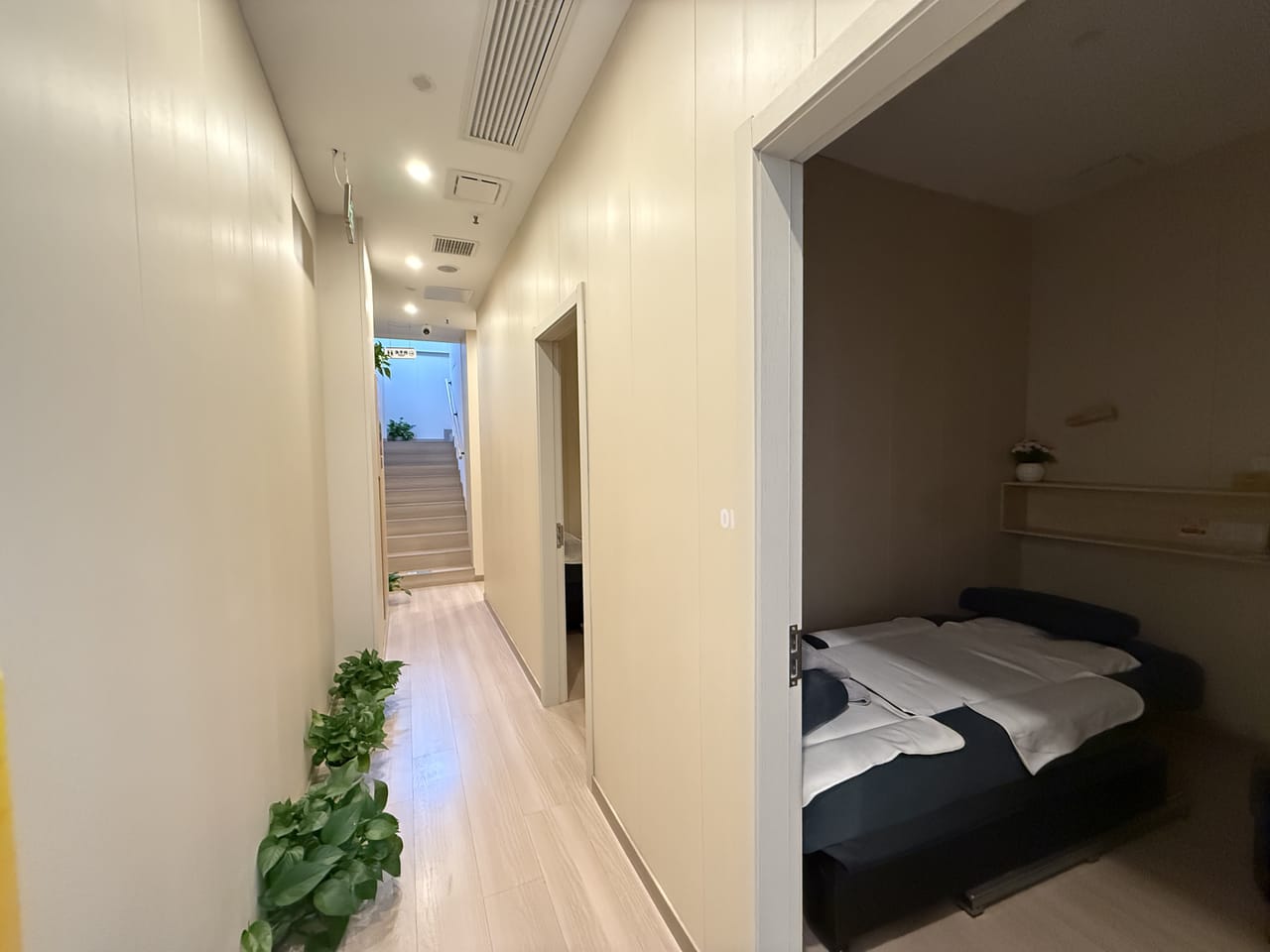 浦东区周浦镇康沈路养生馆转让！全新装修有6个房间消费稳健-6