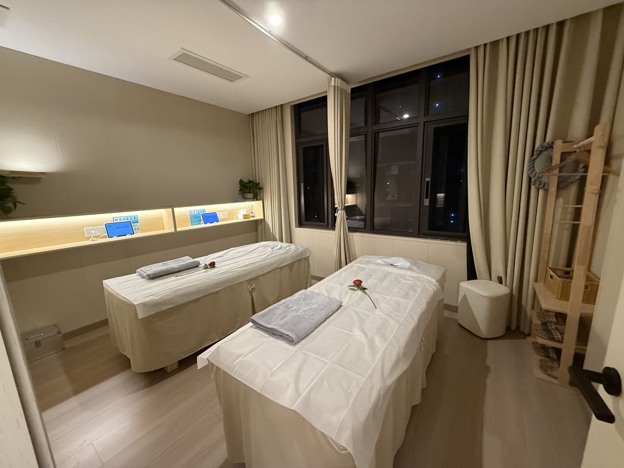 浦东区周浦镇康沈路养生馆转让！全新装修有6个房间消费稳健-2