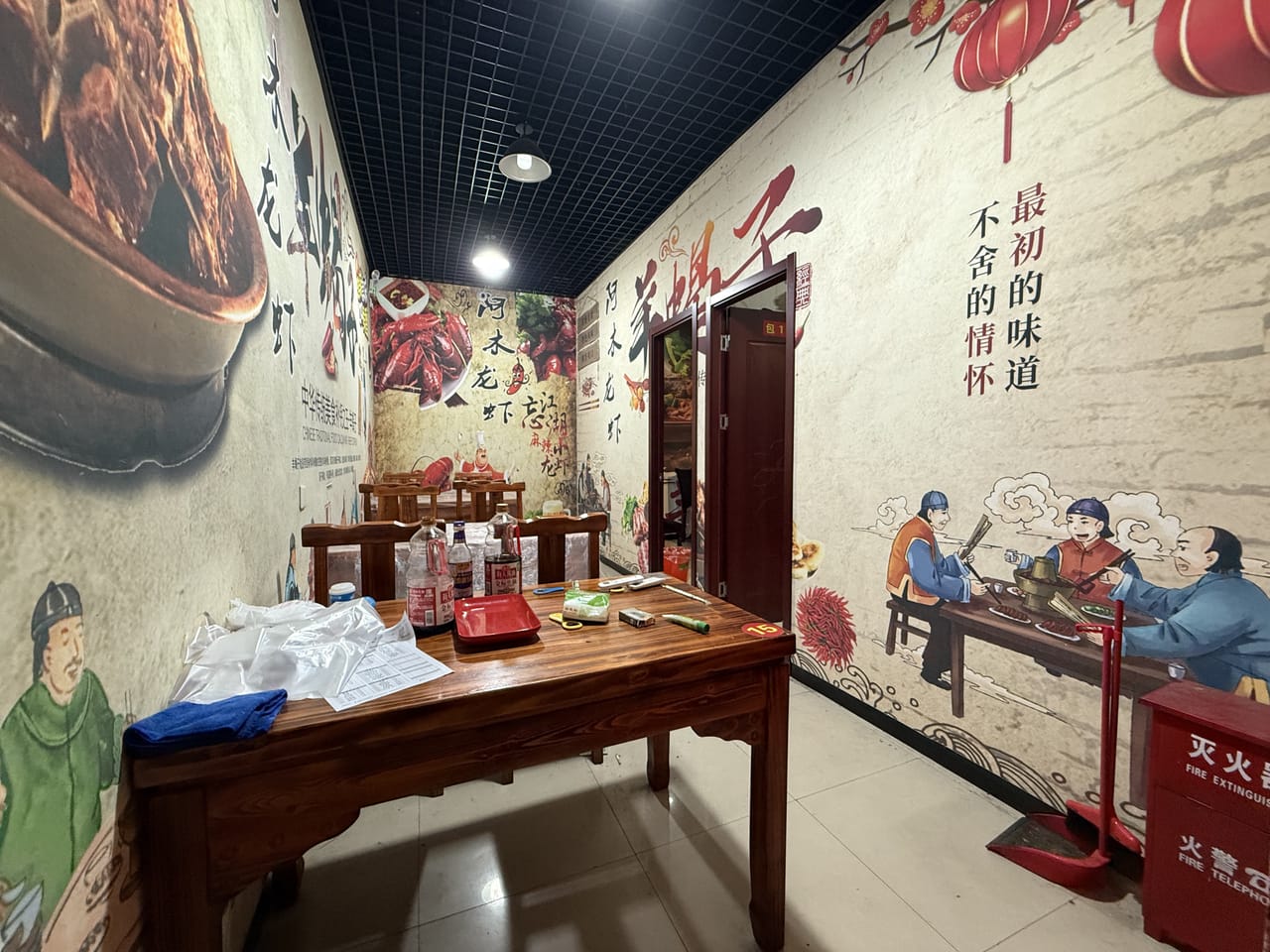 日流水1w 浦东张江盛夏路餐饮龙虾店！转让或出租8月到3月-8