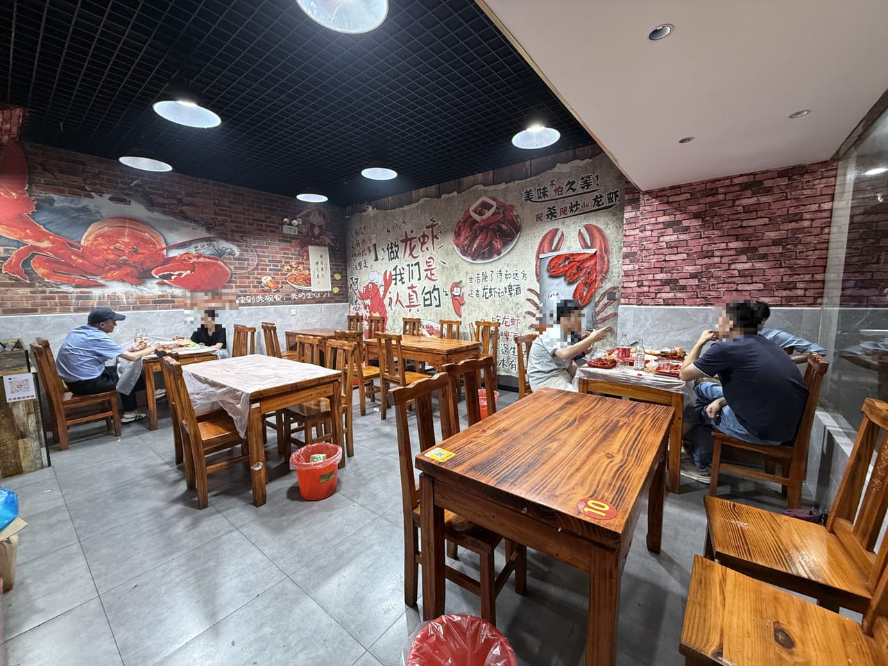 日流水1w 浦东张江盛夏路餐饮龙虾店！转让或出租8月到3月-2