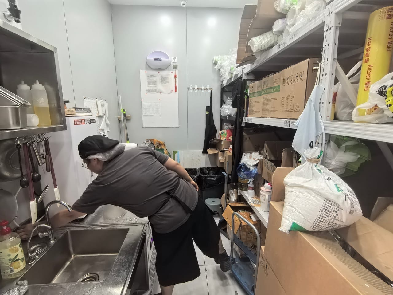 金海路旺铺转让！餐饮氛围浓郁，外卖商圈成熟，人流量大位置佳-5