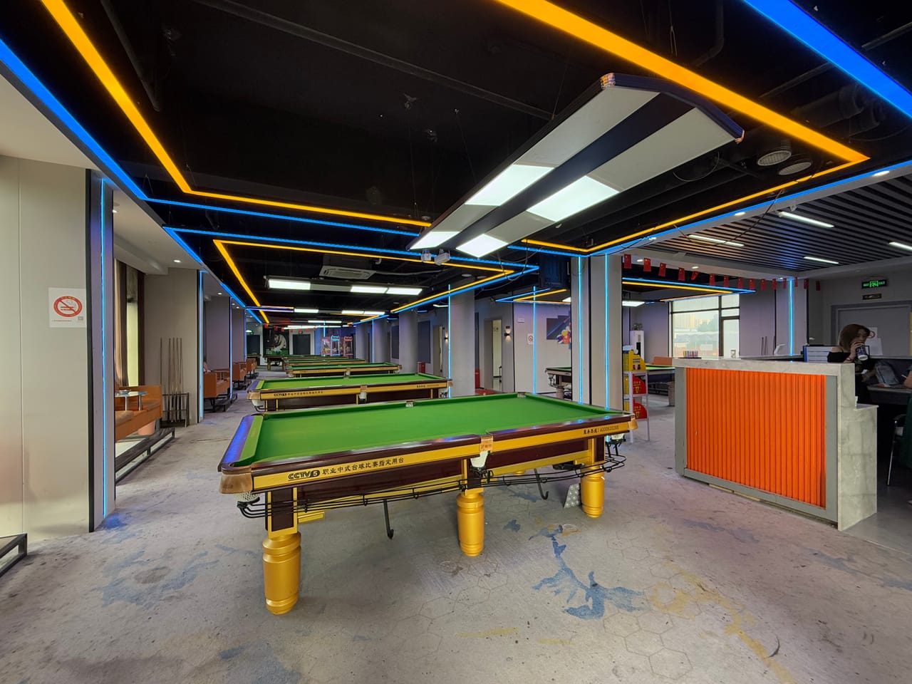 金钱公路旺铺转让！休闲娱乐综合店，带客源，多小区分布位置佳-4