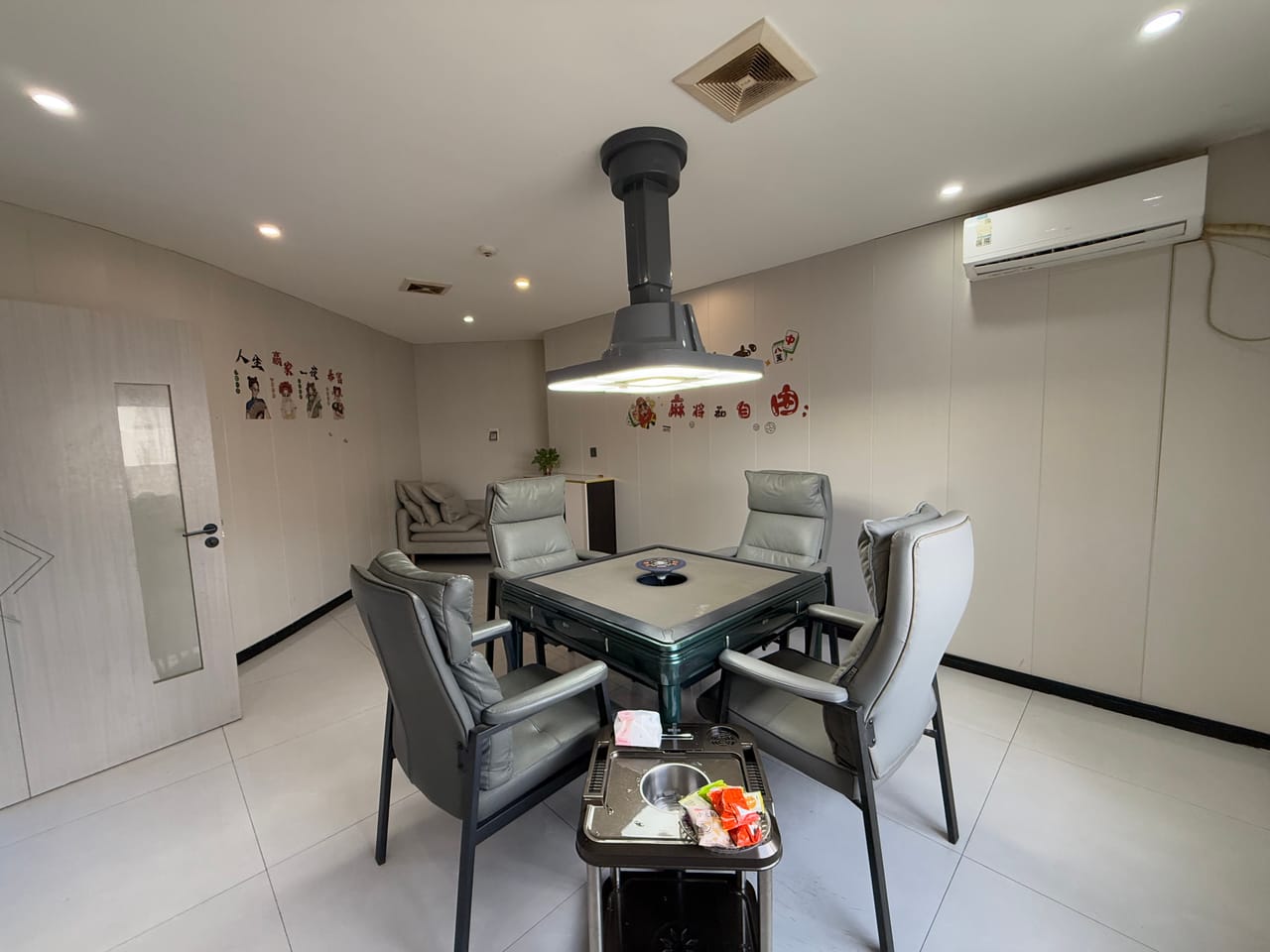 金钱公路旺铺转让！休闲娱乐综合店，带客源，多小区分布位置佳-10
